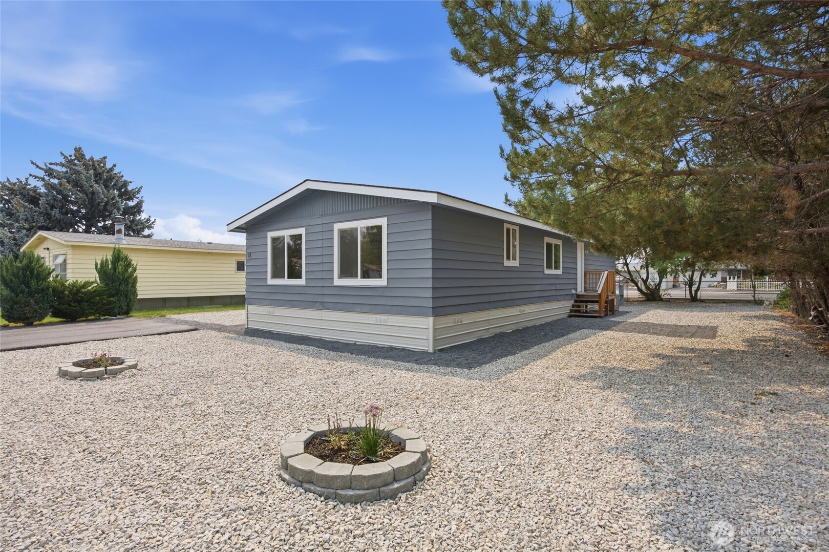 4816 Airway Drive NE Unit: 18