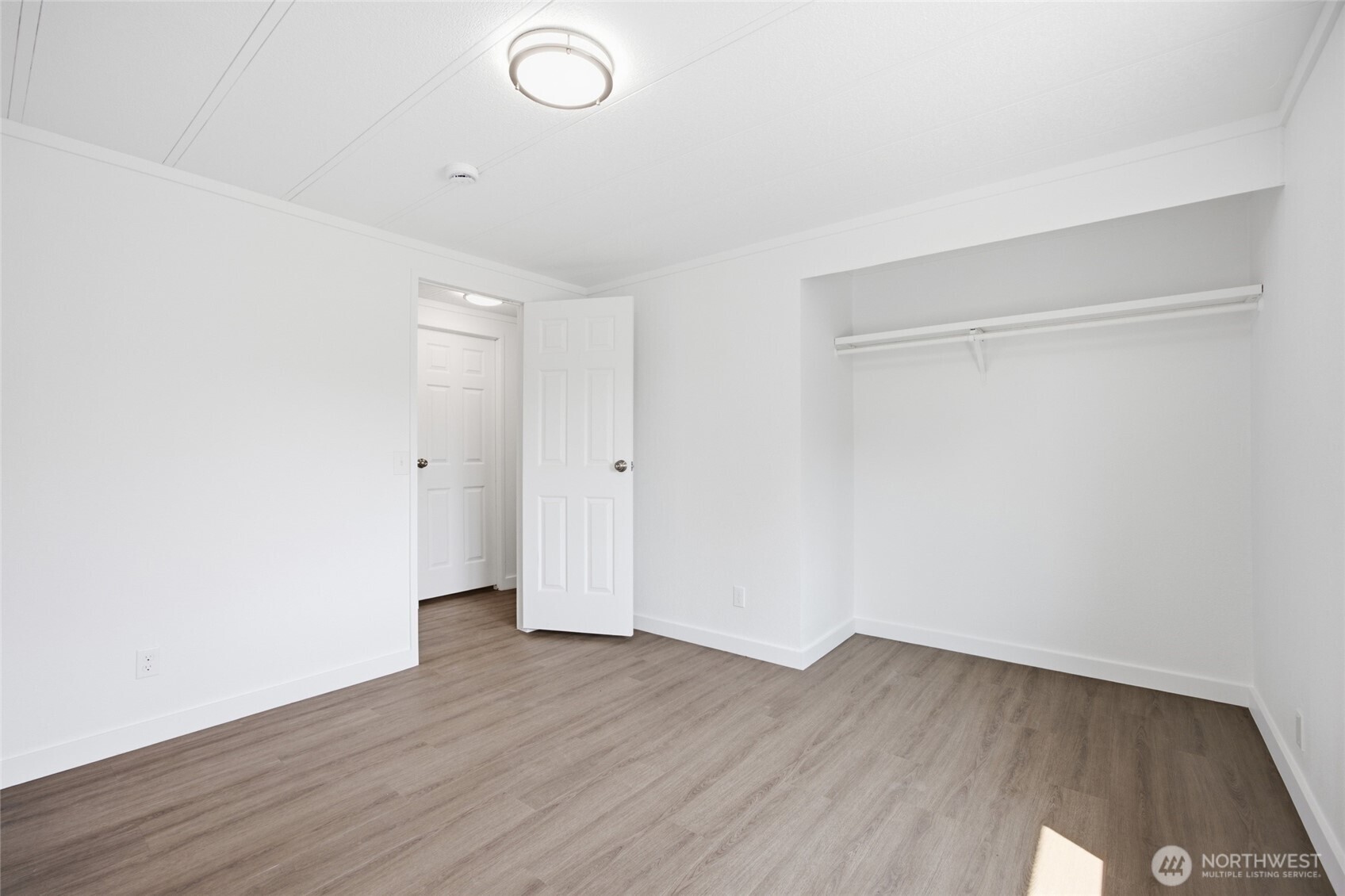 4816 Airway Drive NE Unit: 18