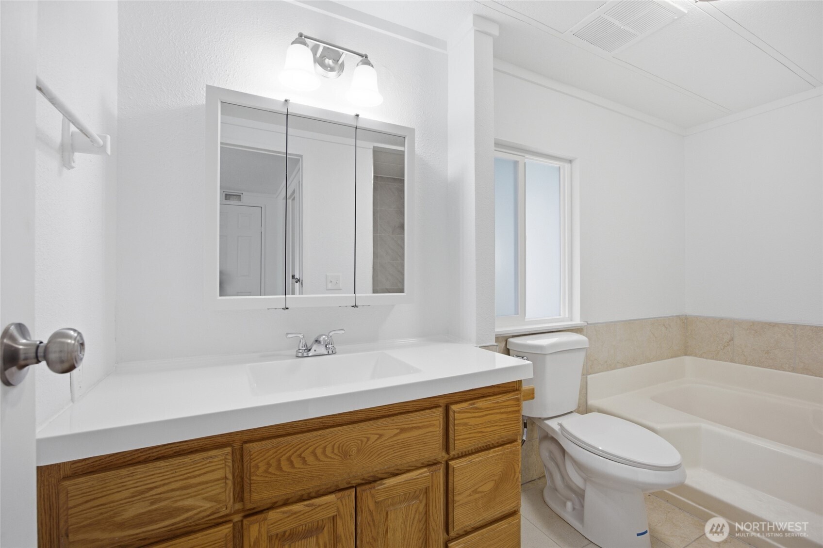 4816 Airway Drive NE Unit: 18