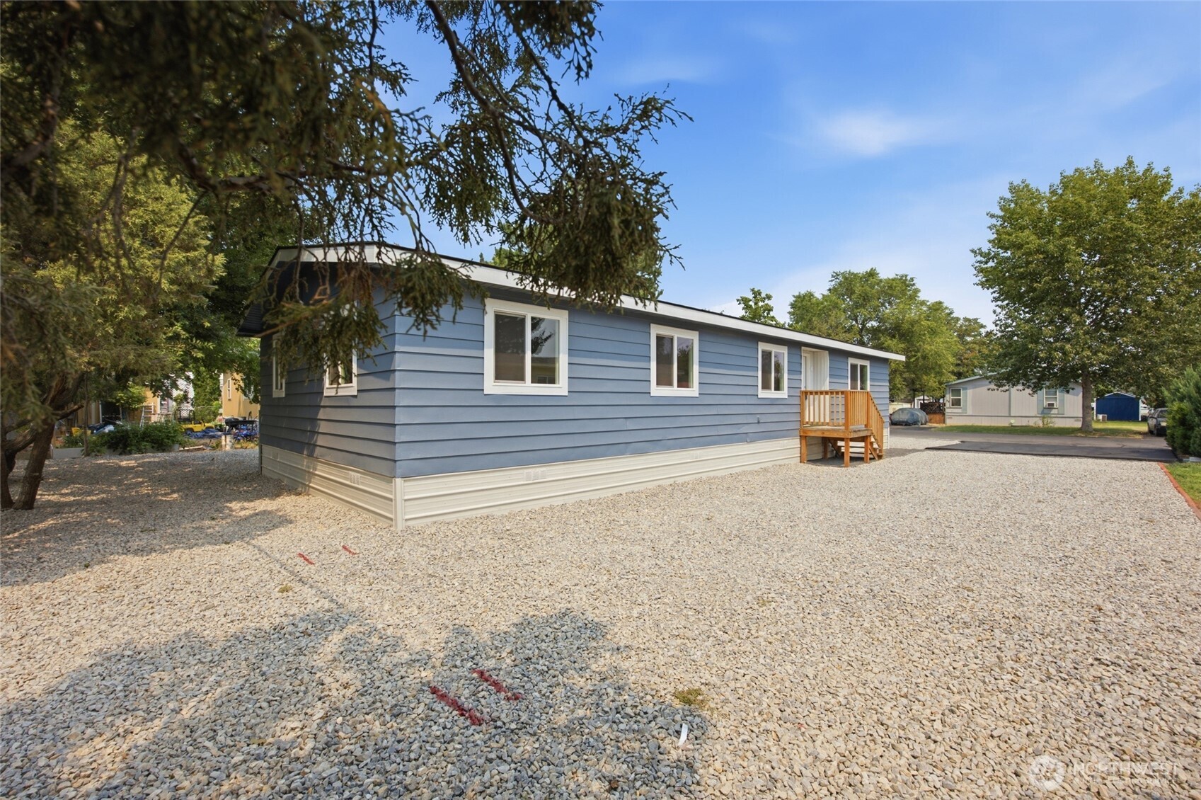 4816 Airway Drive NE Unit: 18