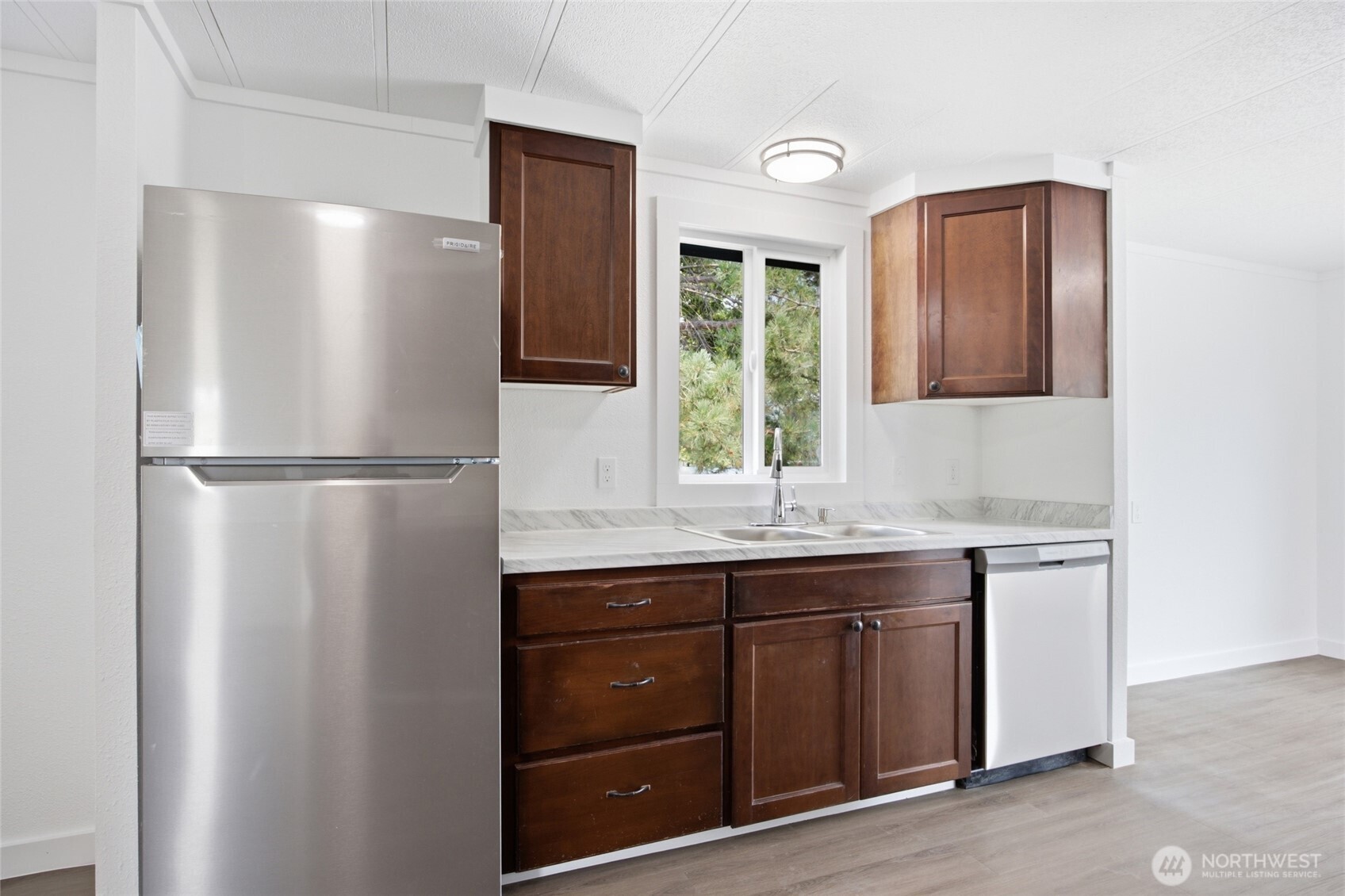 4816 Airway Drive NE Unit: 18