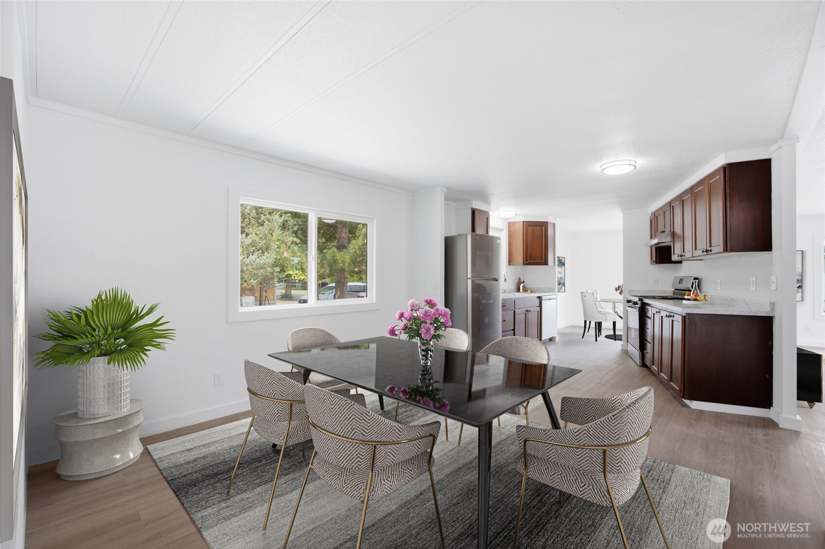 4816 Airway Drive NE Unit: 18