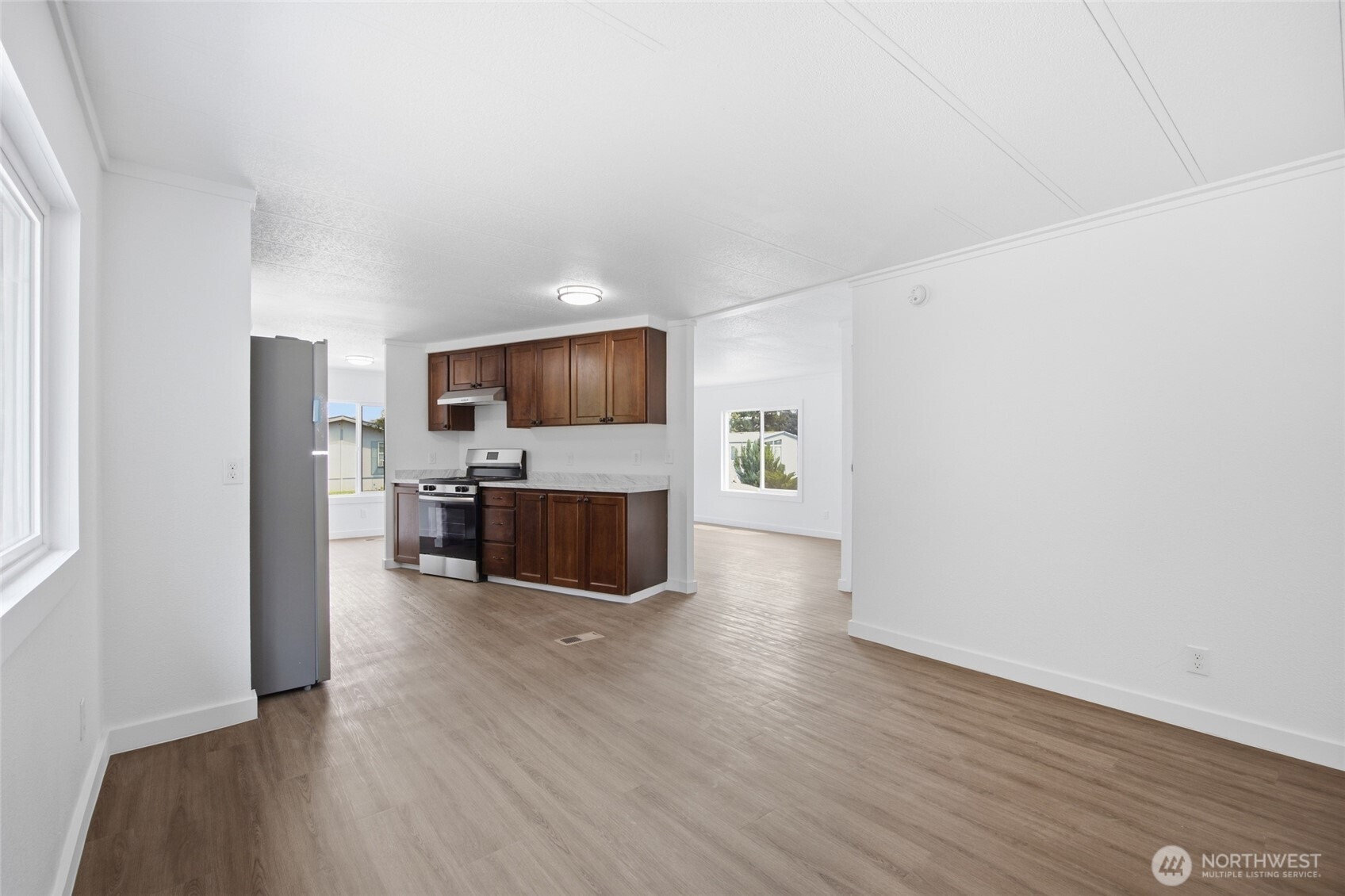 4816 Airway Drive NE Unit: 18
