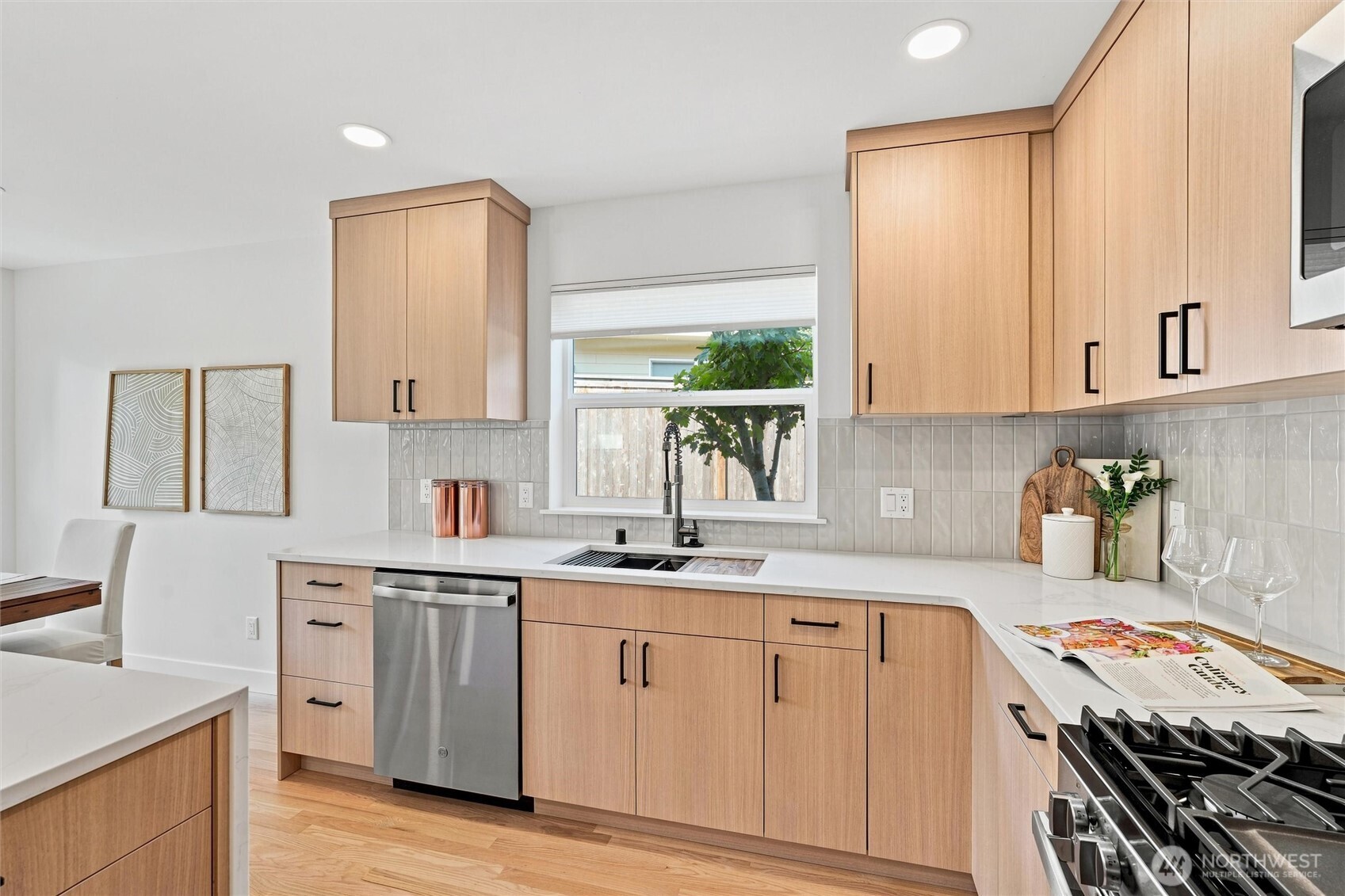 7649 NE 125th Street