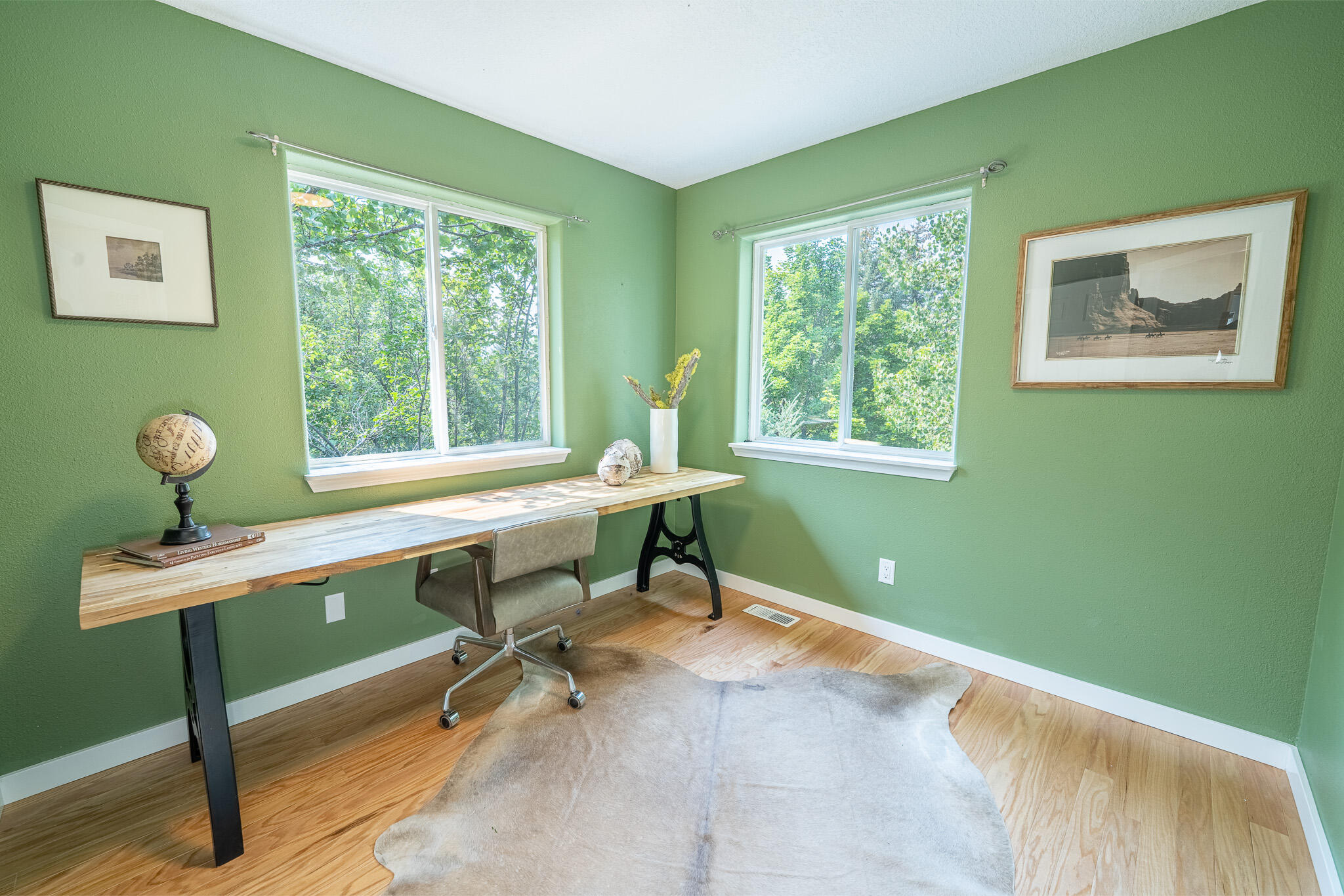 240 Eureka Dr