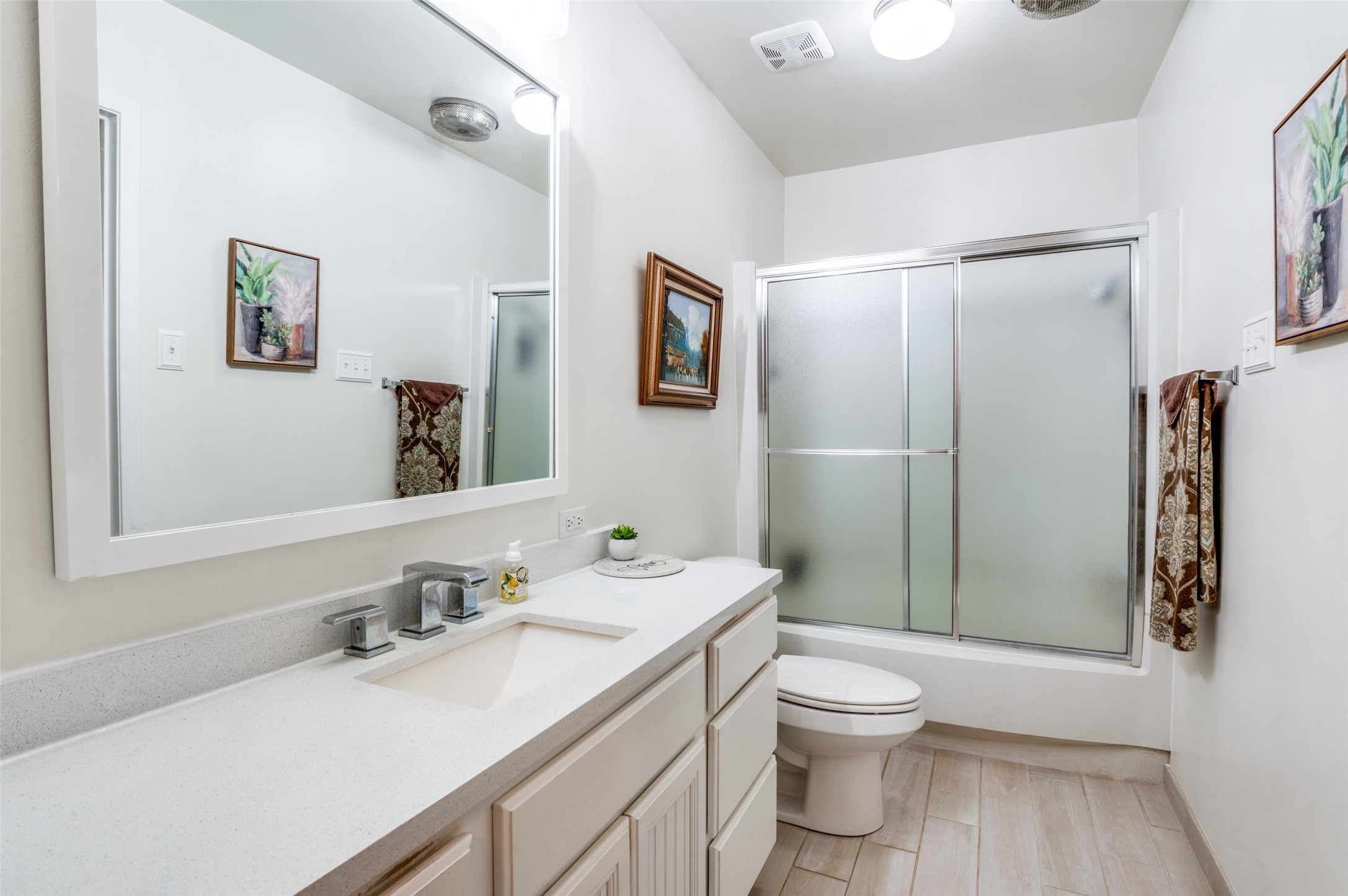 182 Huts Crossing Road