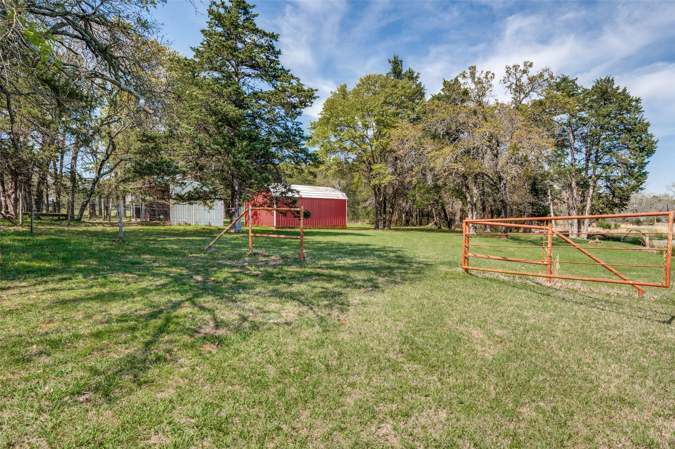 182 Huts Crossing Road