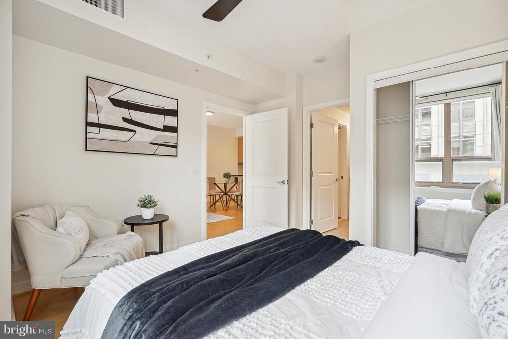 888 N QUINCY STREET 1407