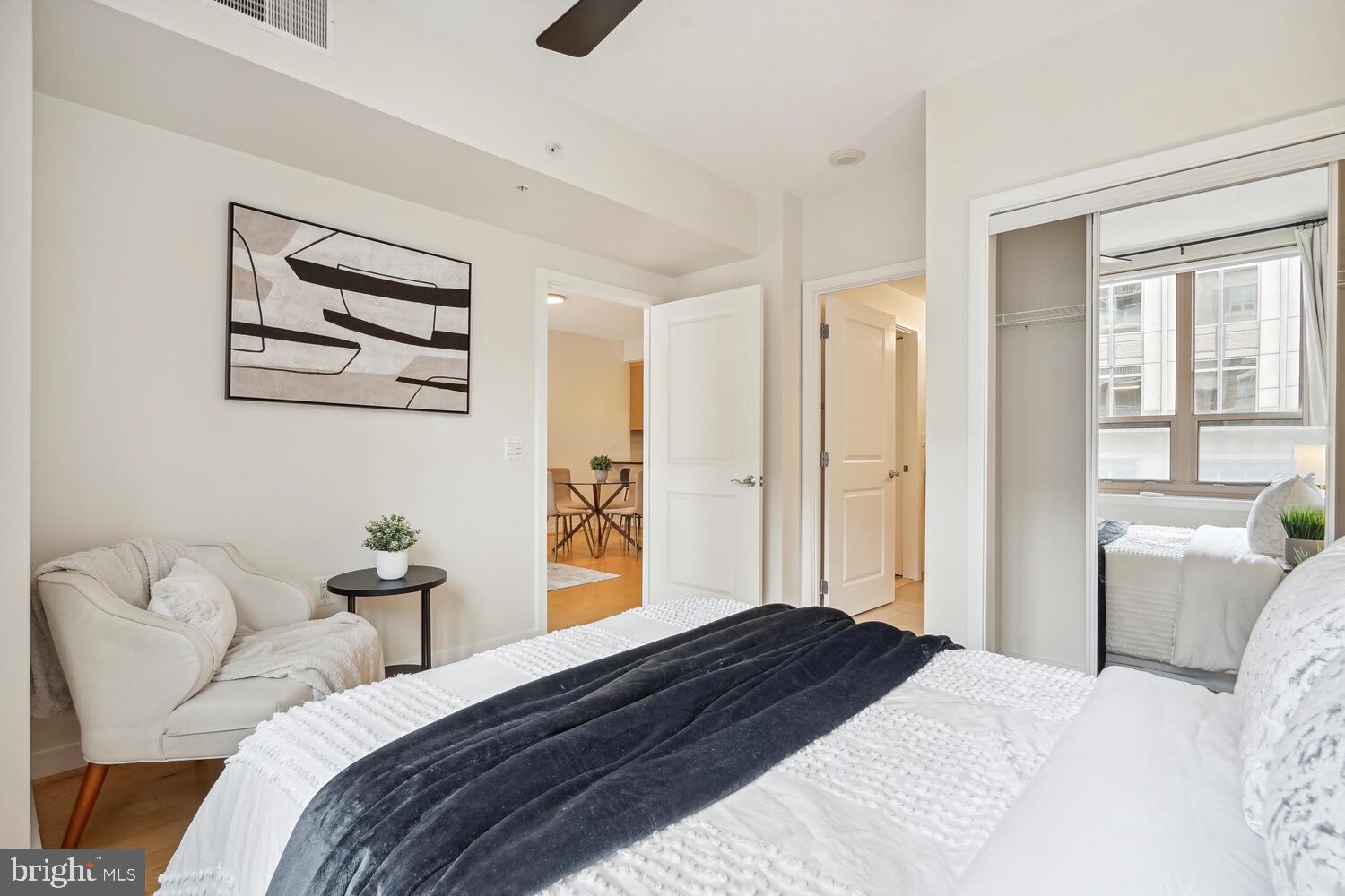 888 N QUINCY STREET 1407