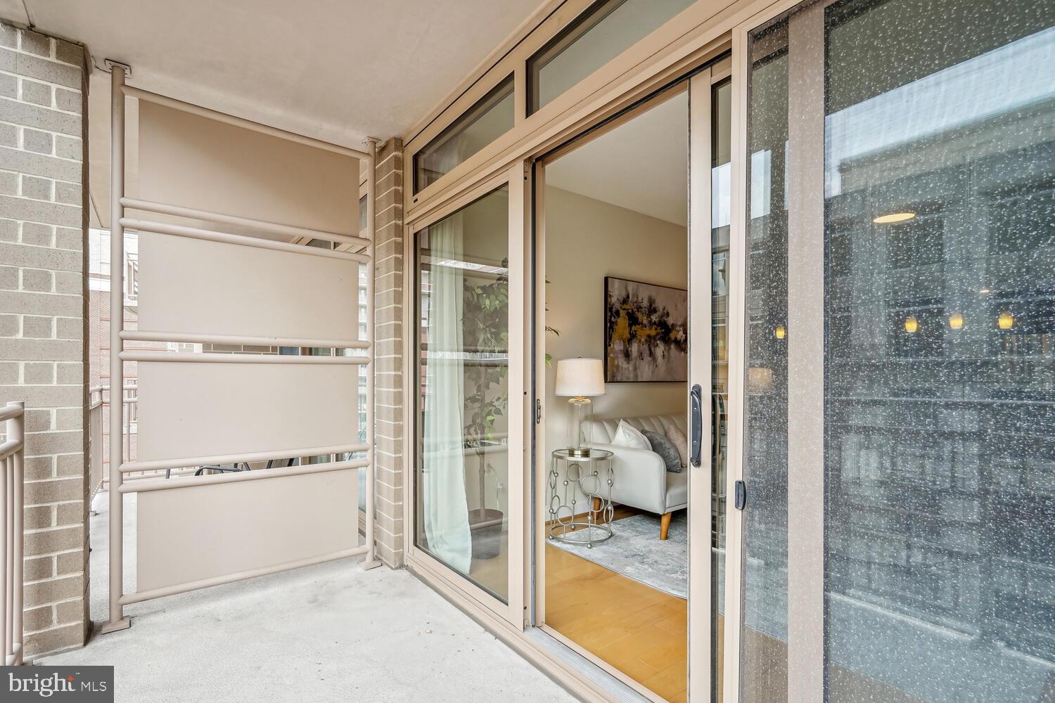 888 N QUINCY STREET 1407