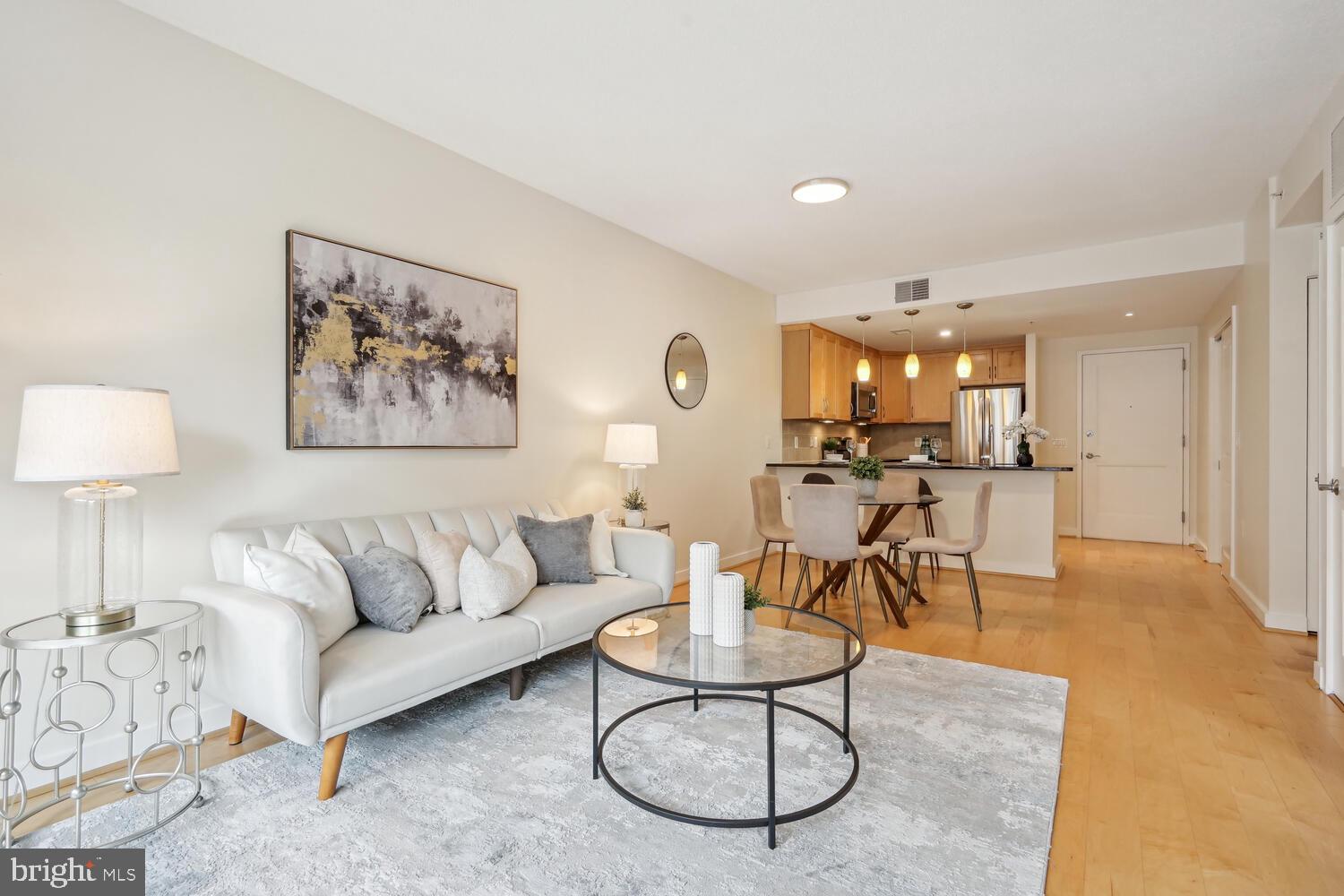 888 N QUINCY STREET 1407