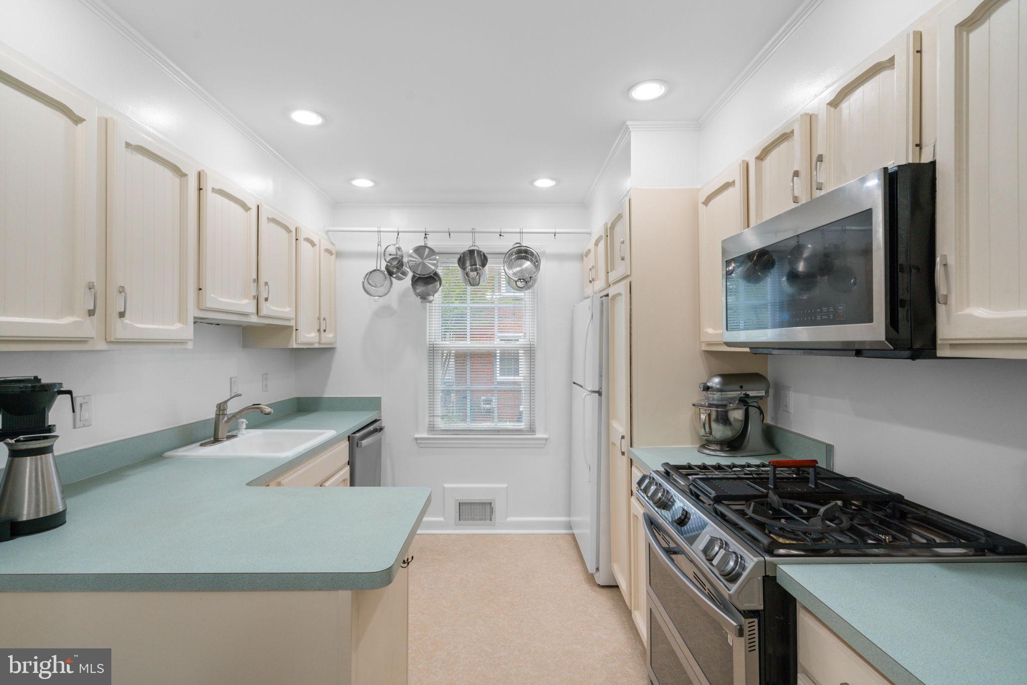 6008 MONTICELLO ROAD