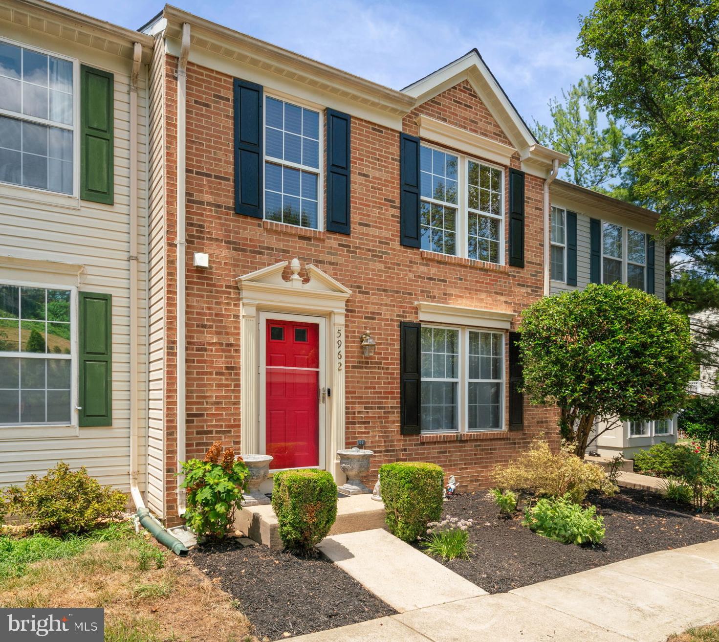 5962 EDGEHILL COURT