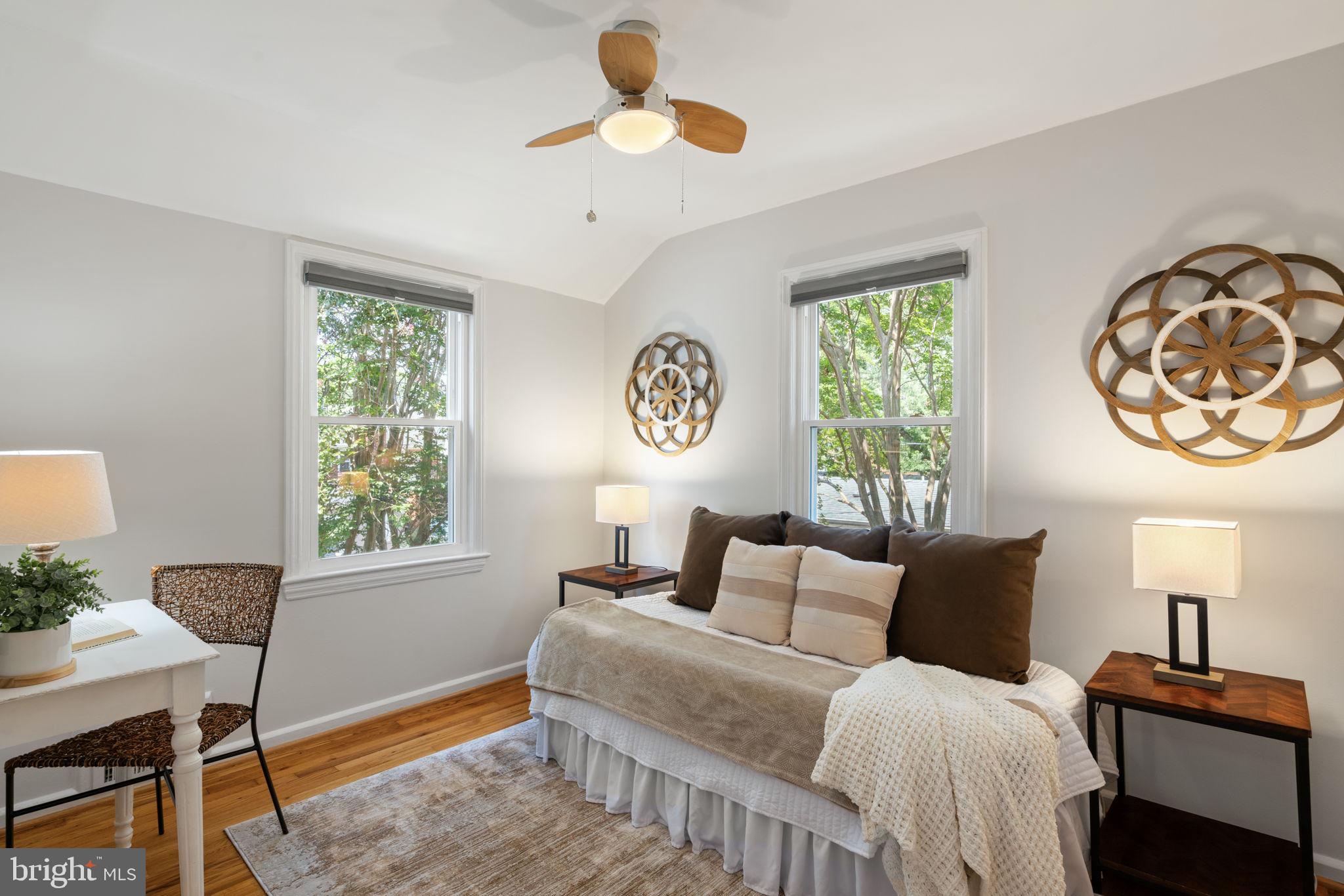 5934 WILLIAMSBURG ROAD