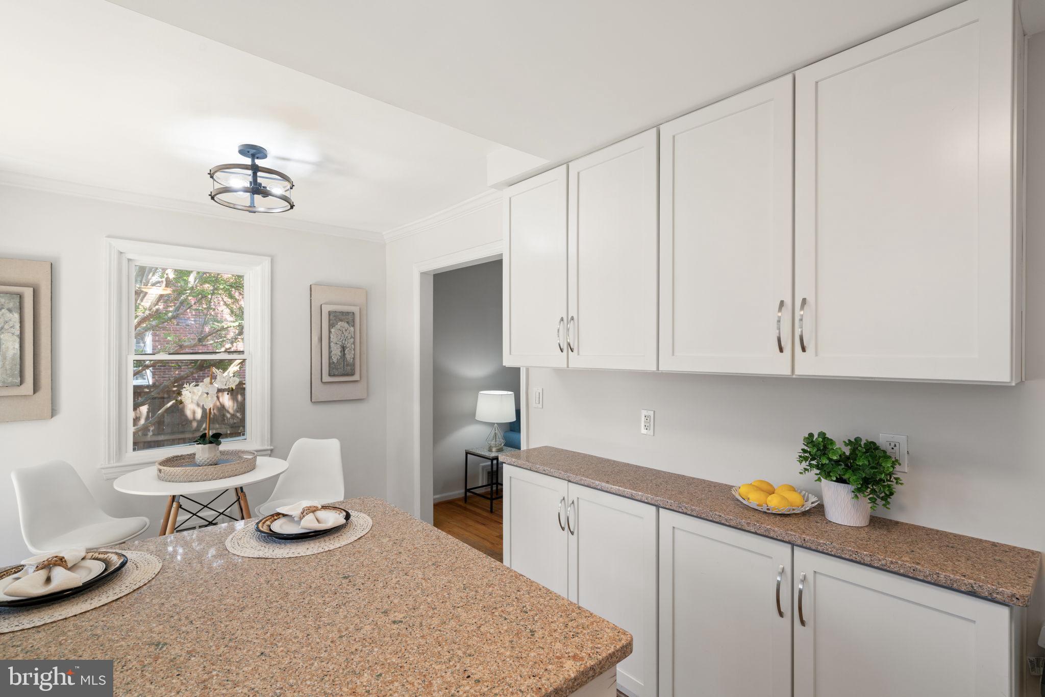 5934 WILLIAMSBURG ROAD