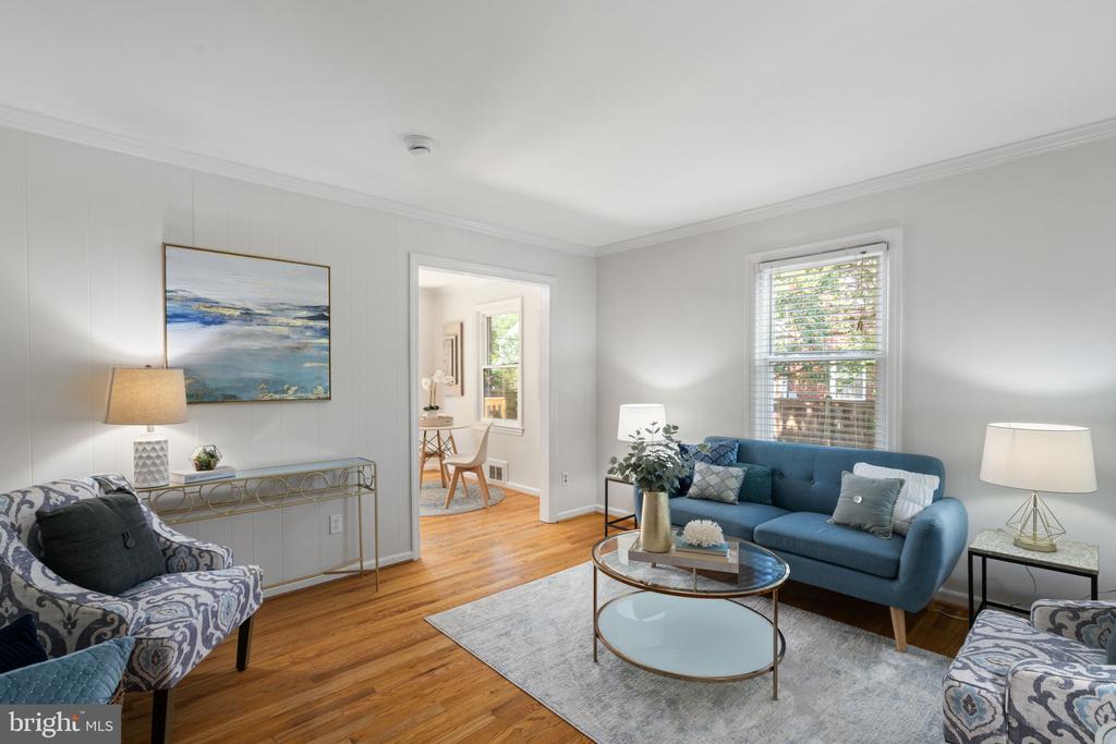 5934 WILLIAMSBURG ROAD