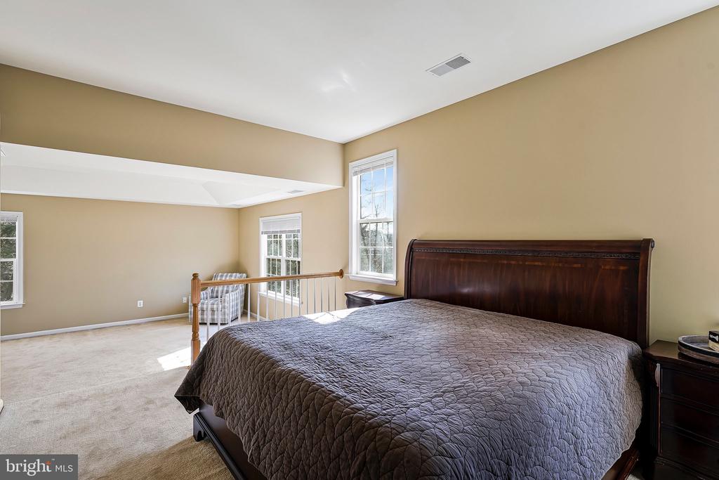 4741 FEATURE OAK WAY