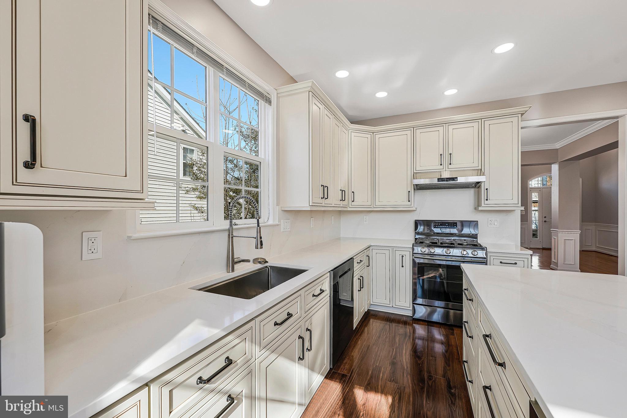 4741 FEATURE OAK WAY