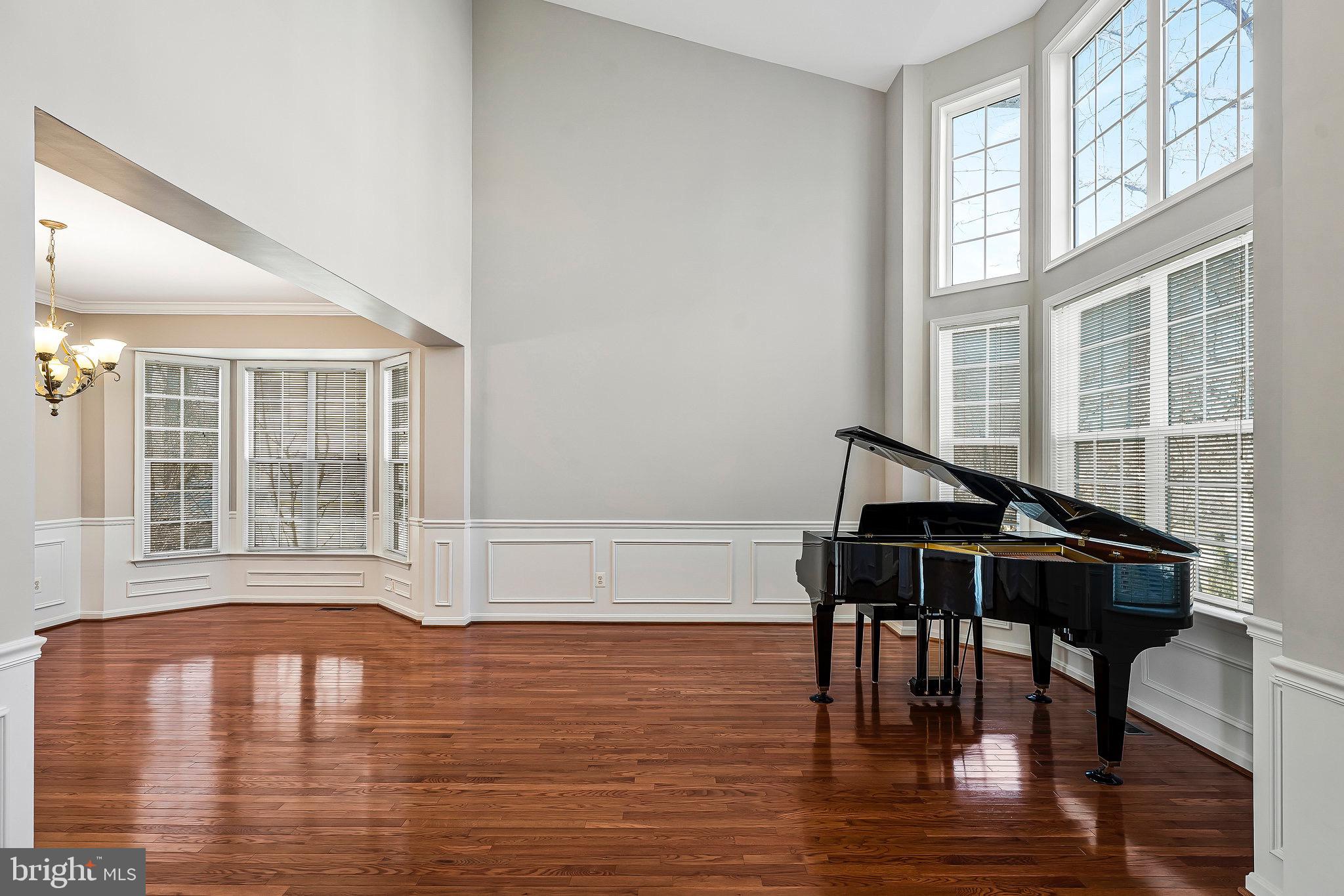 4741 FEATURE OAK WAY