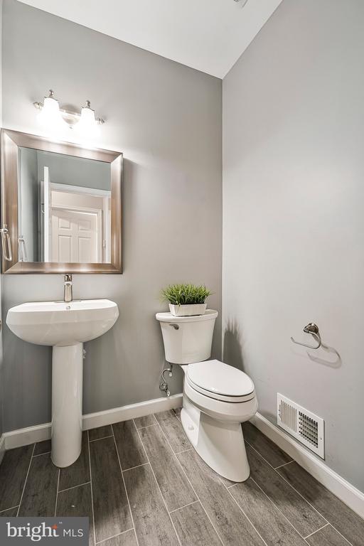 4741 FEATURE OAK WAY
