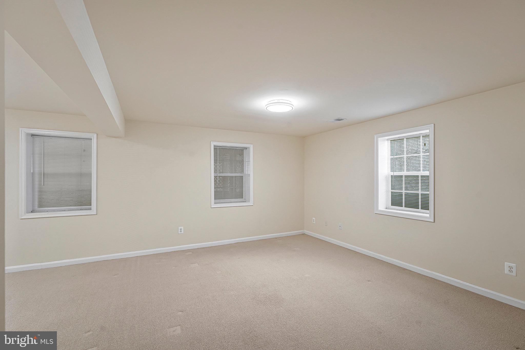 4741 FEATURE OAK WAY