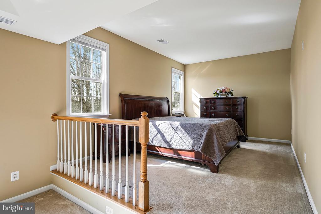 4741 FEATURE OAK WAY