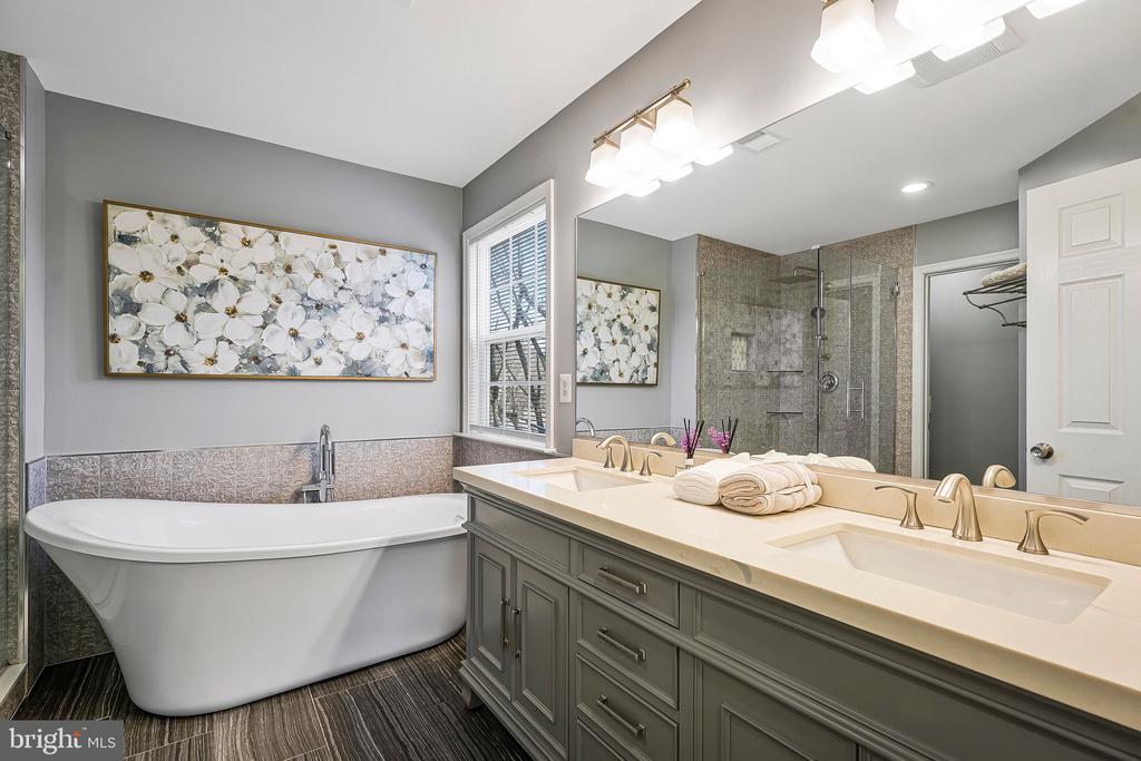 4741 FEATURE OAK WAY