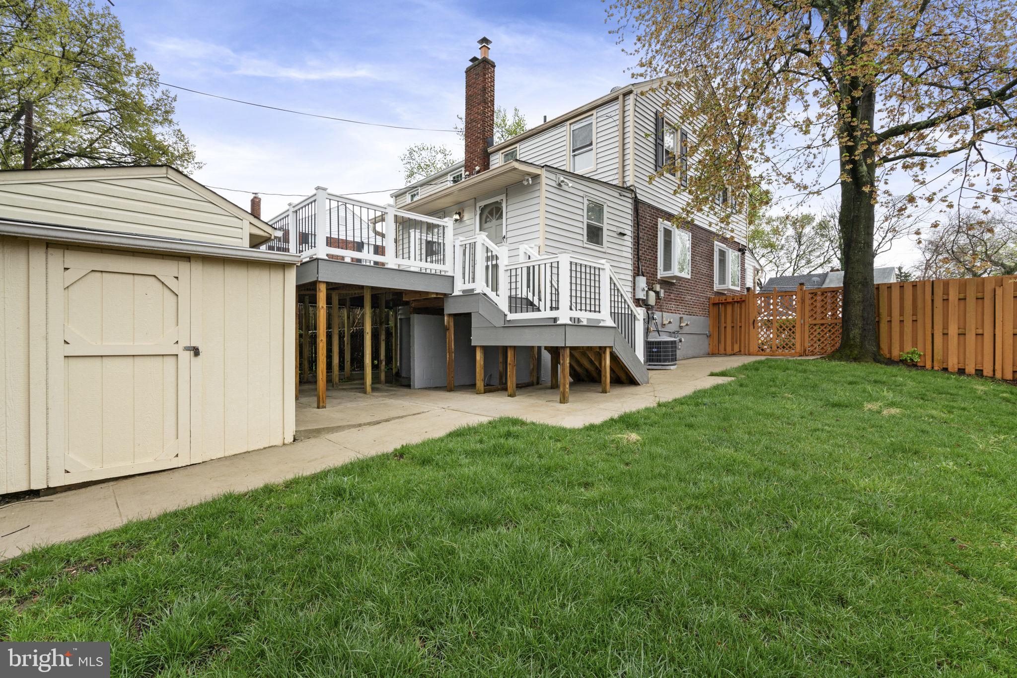 2732 FORT DRIVE