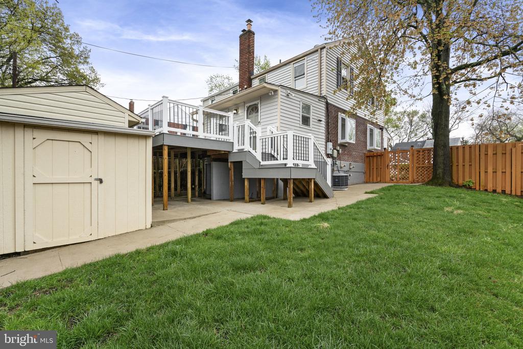 2732 FORT DRIVE