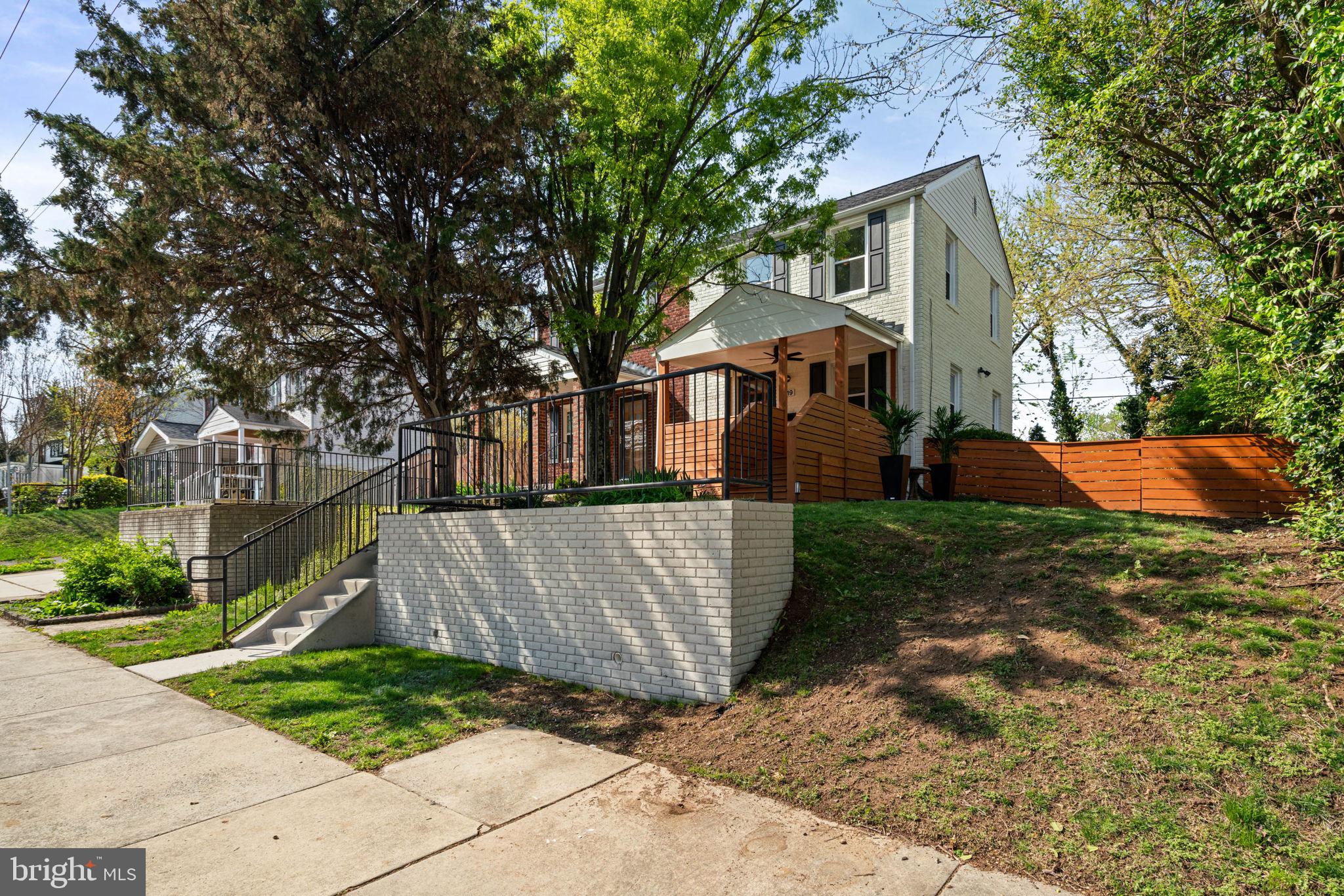 2719 FORT DRIVE