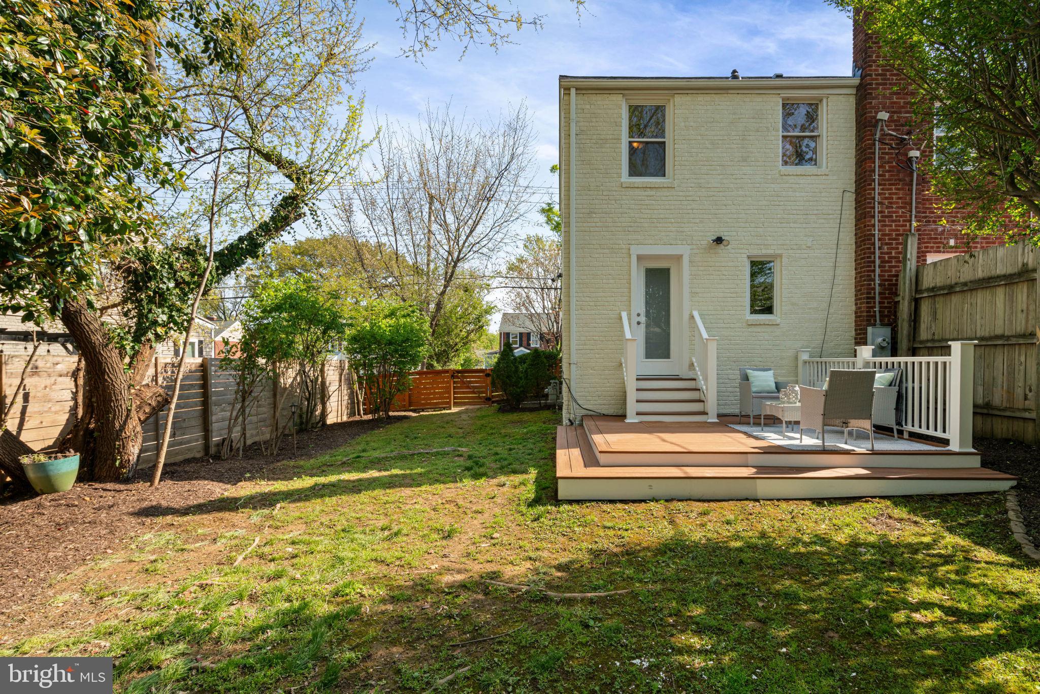 2719 FORT DRIVE