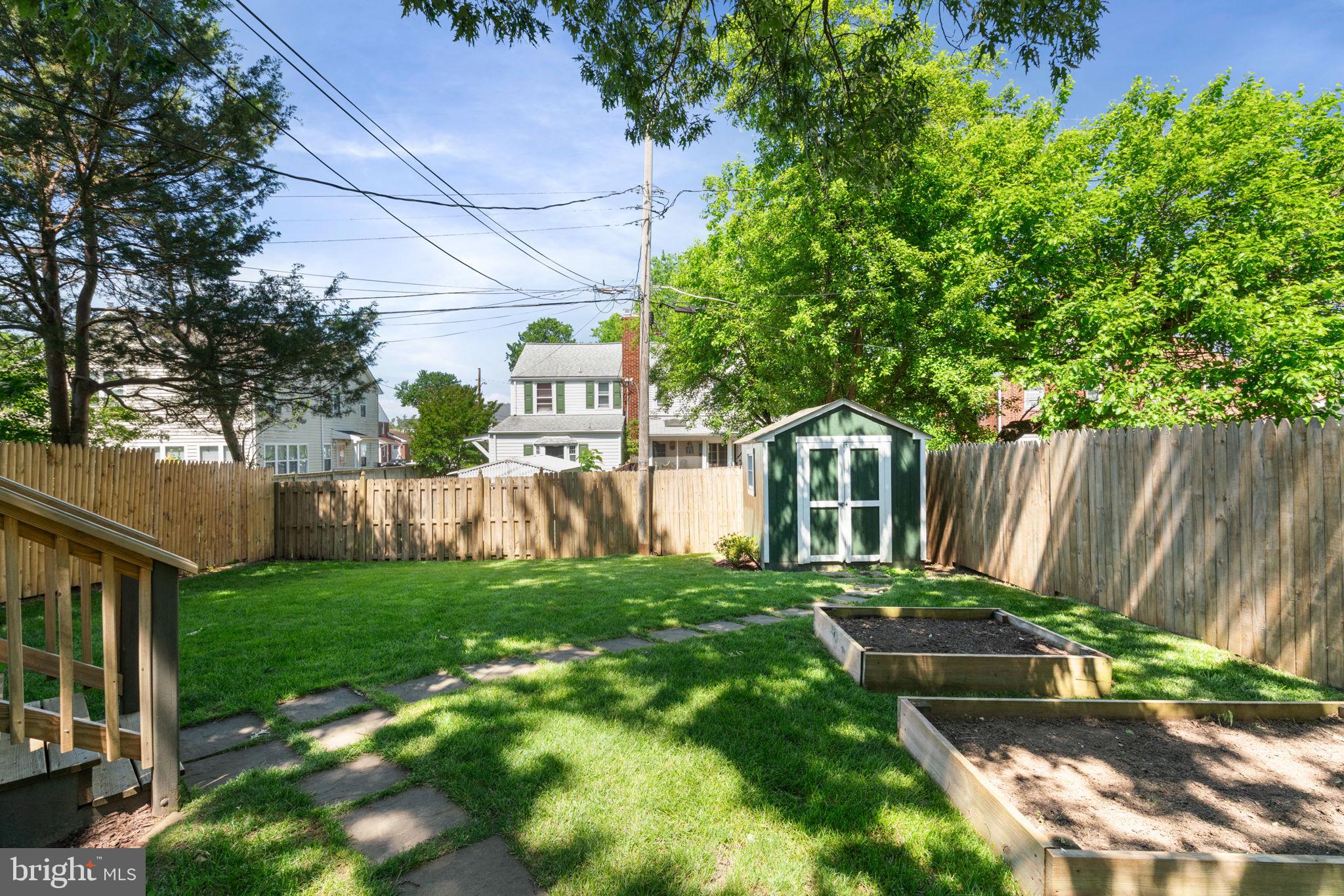 6002 WILLIAMSBURG ROAD