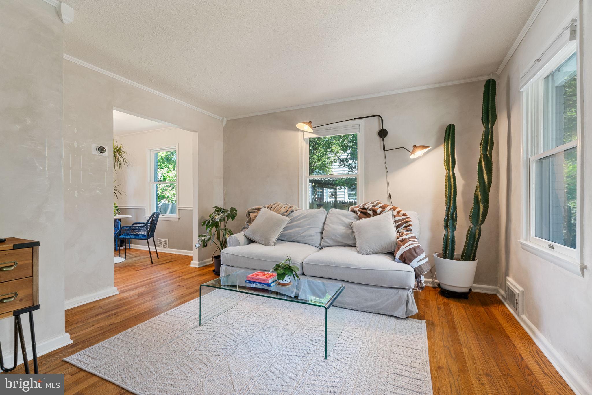 6002 WILLIAMSBURG ROAD