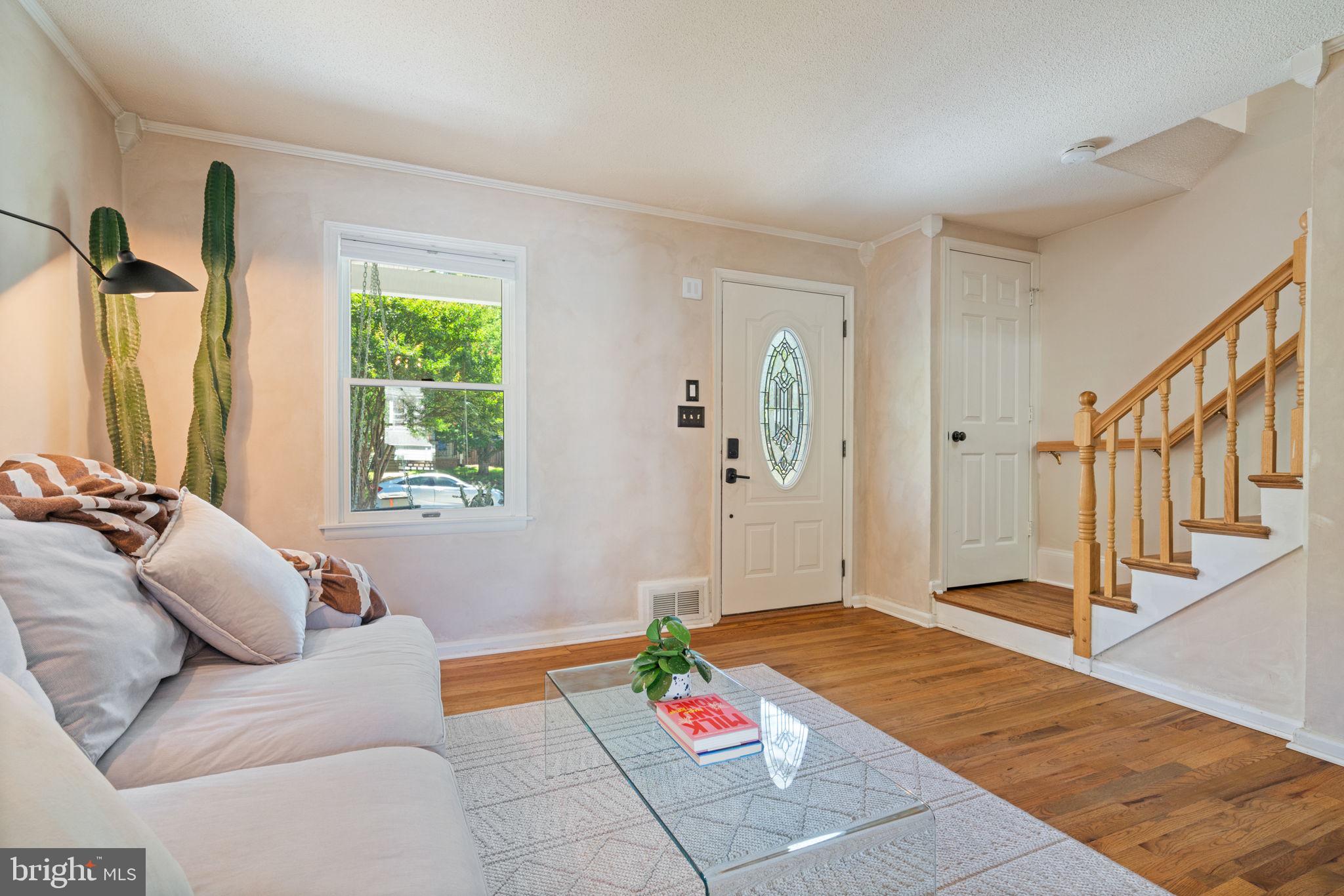 6002 WILLIAMSBURG ROAD