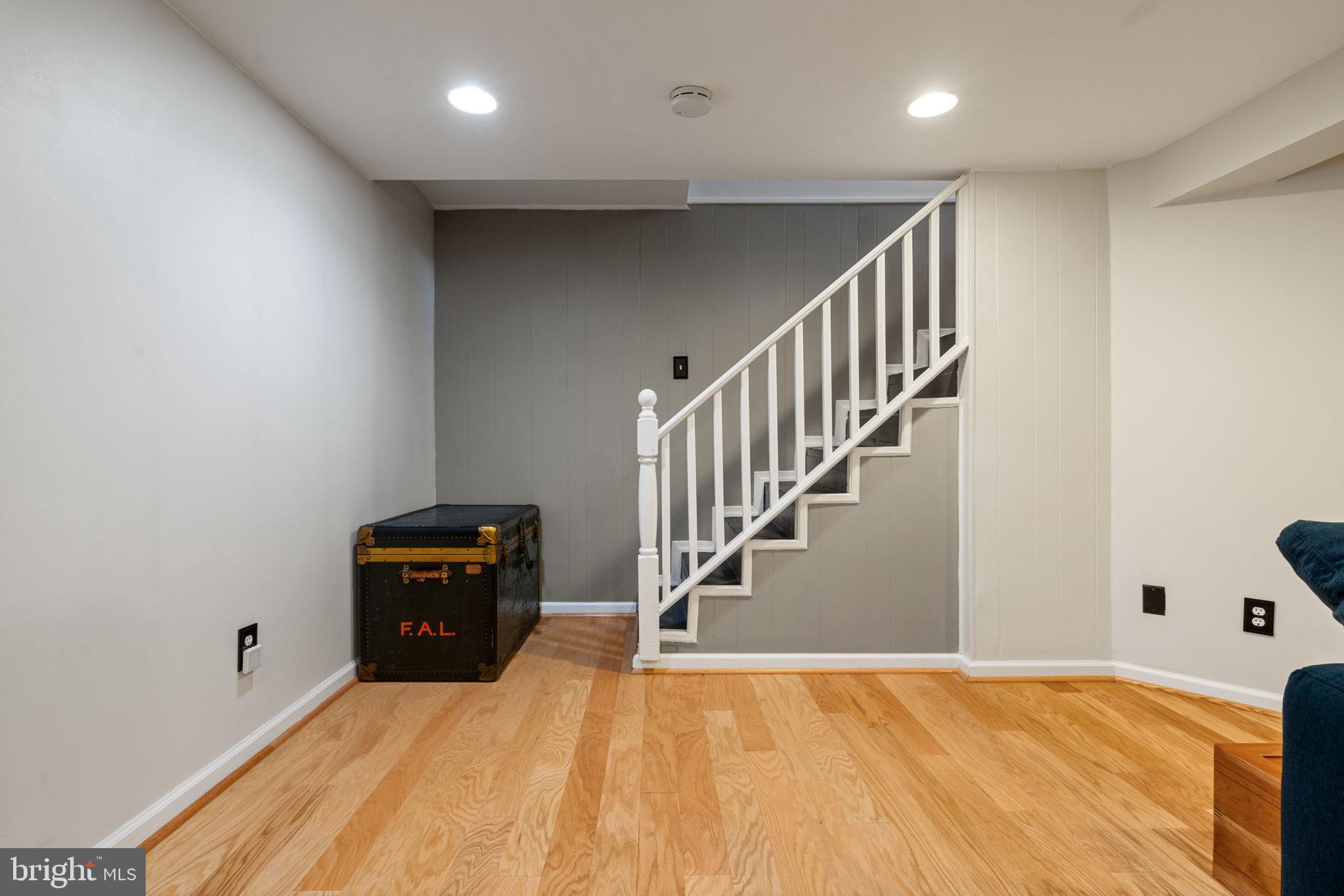 6002 WILLIAMSBURG ROAD