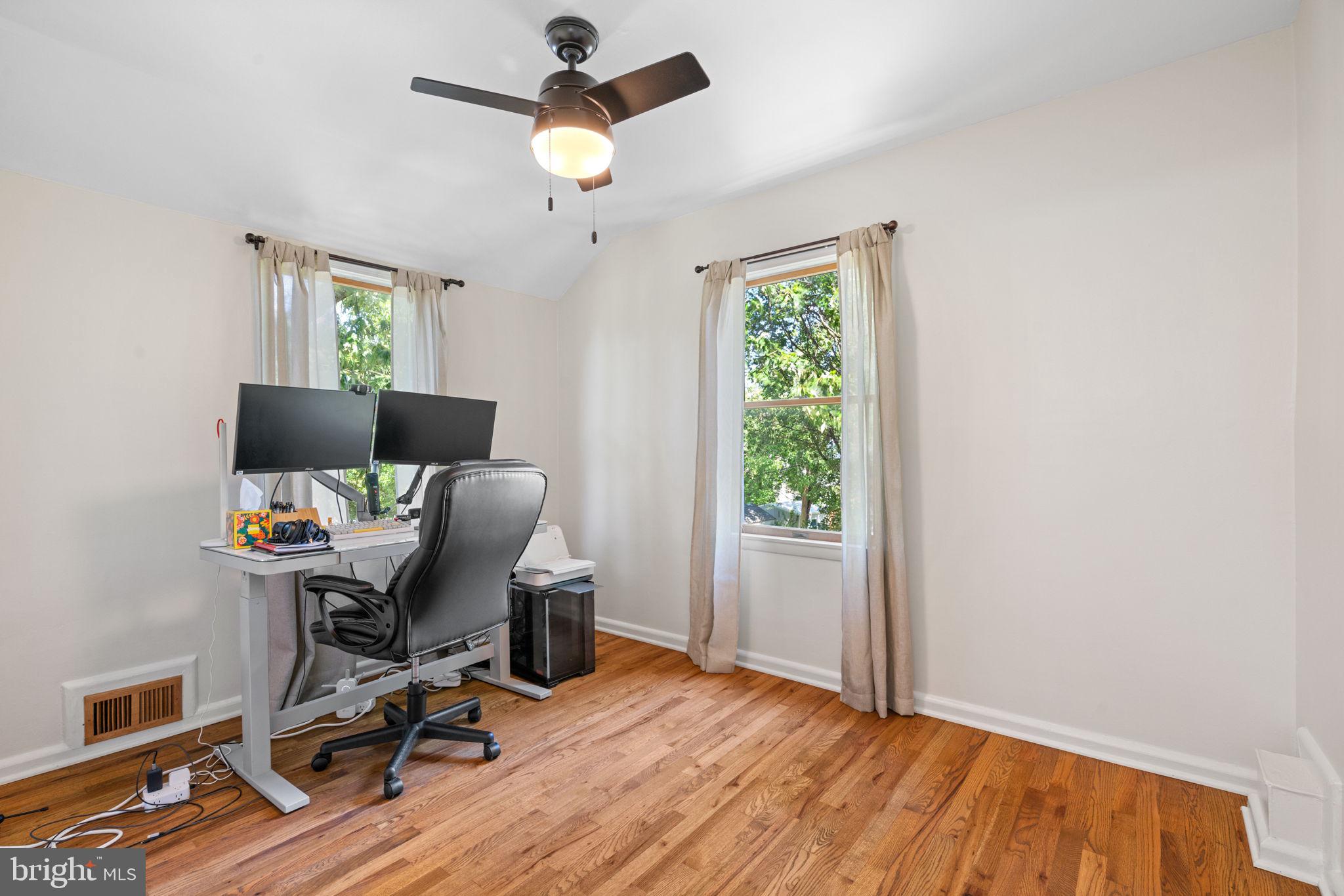 6002 WILLIAMSBURG ROAD