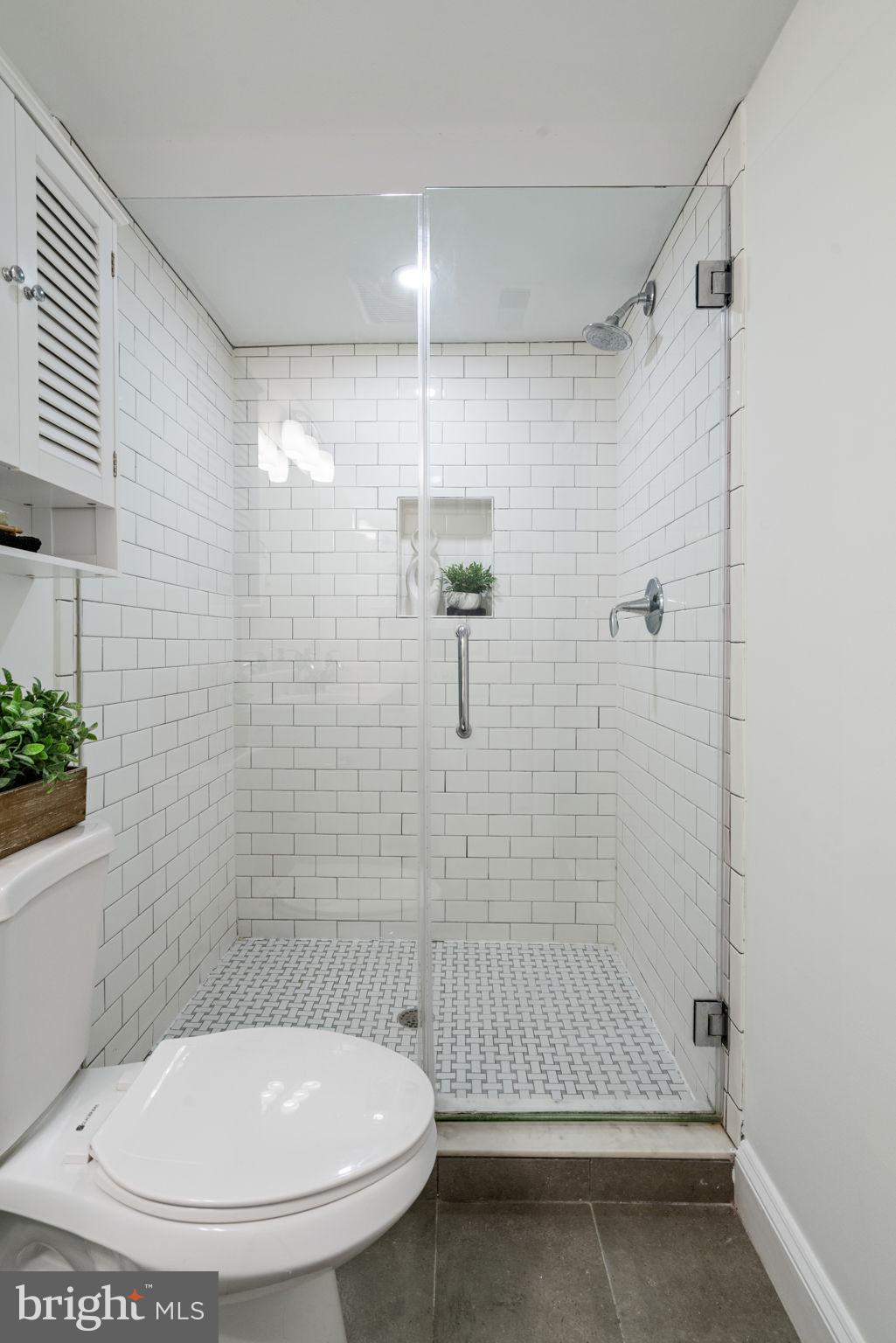 6005 MONTICELLO ROAD