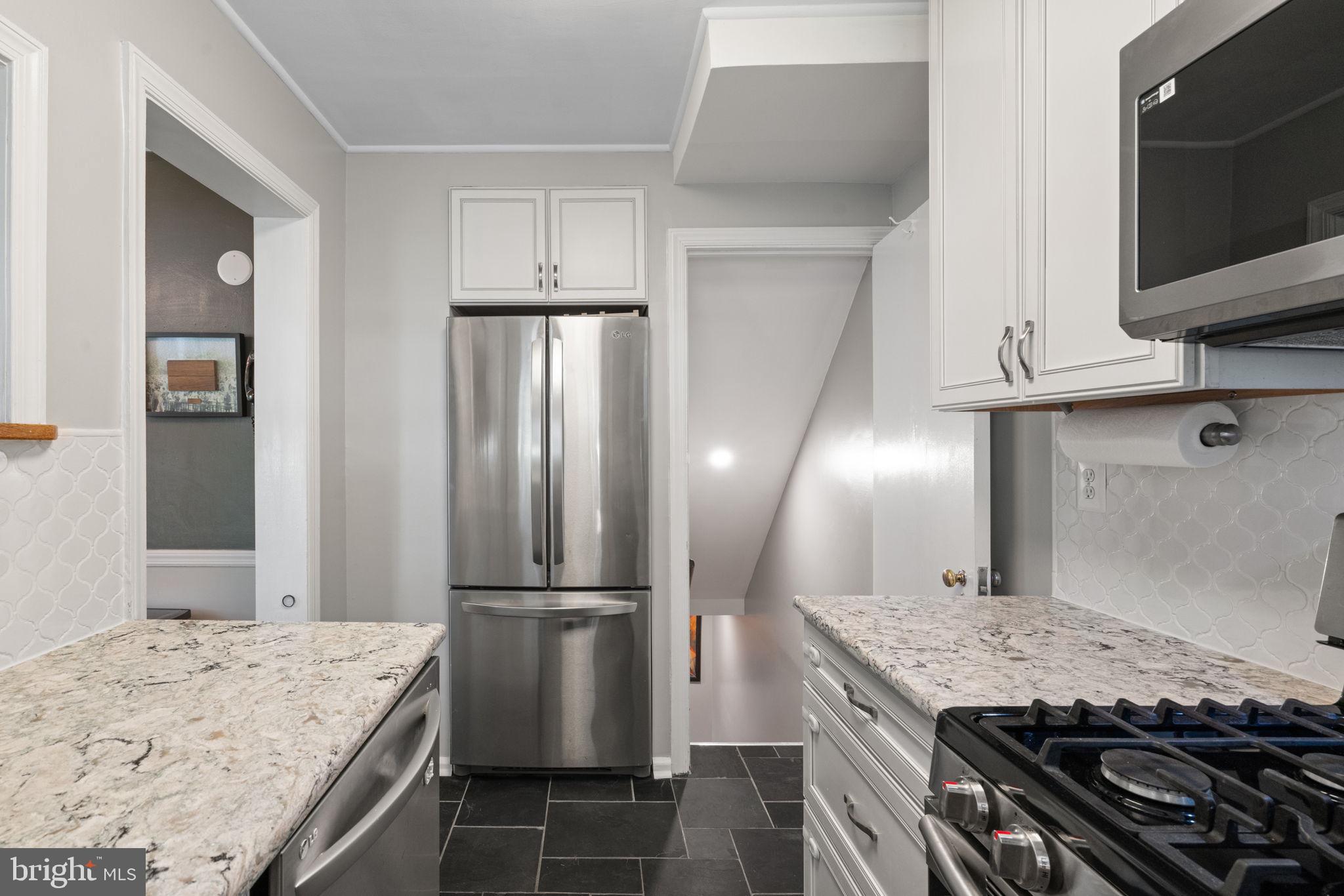 5950 WILLIAMSBURG ROAD