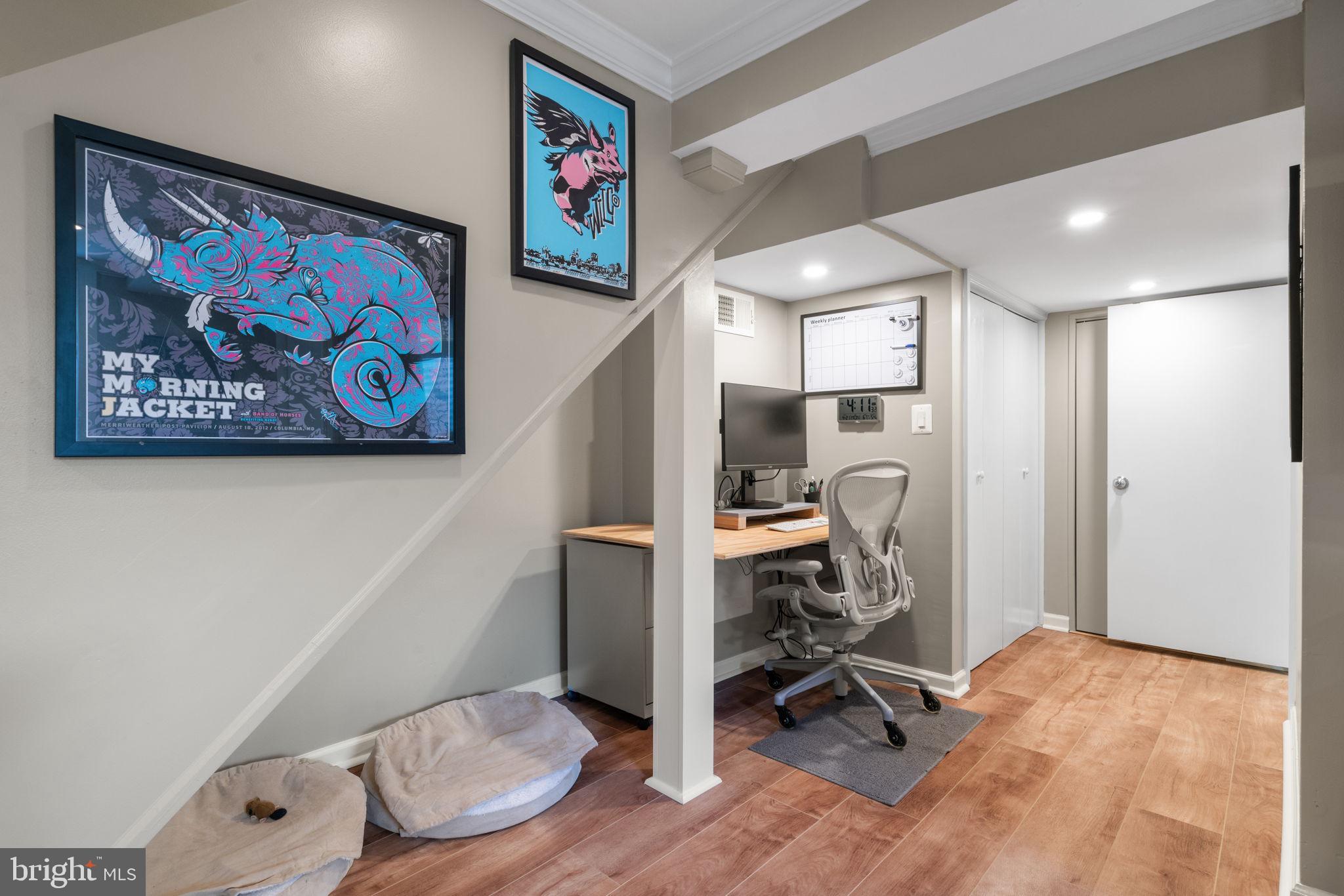 5950 WILLIAMSBURG ROAD