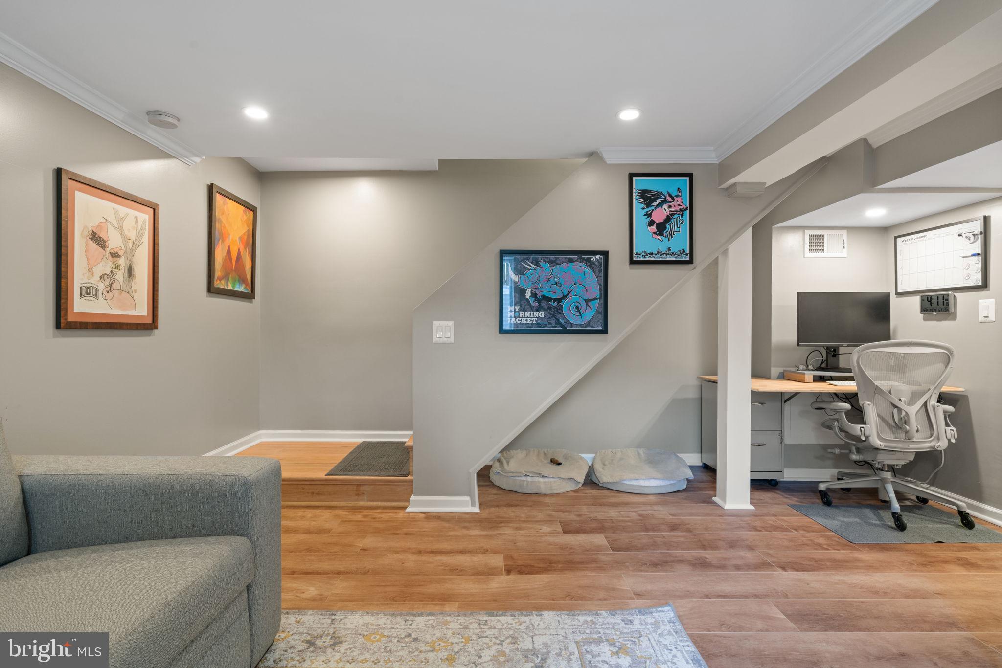 5950 WILLIAMSBURG ROAD