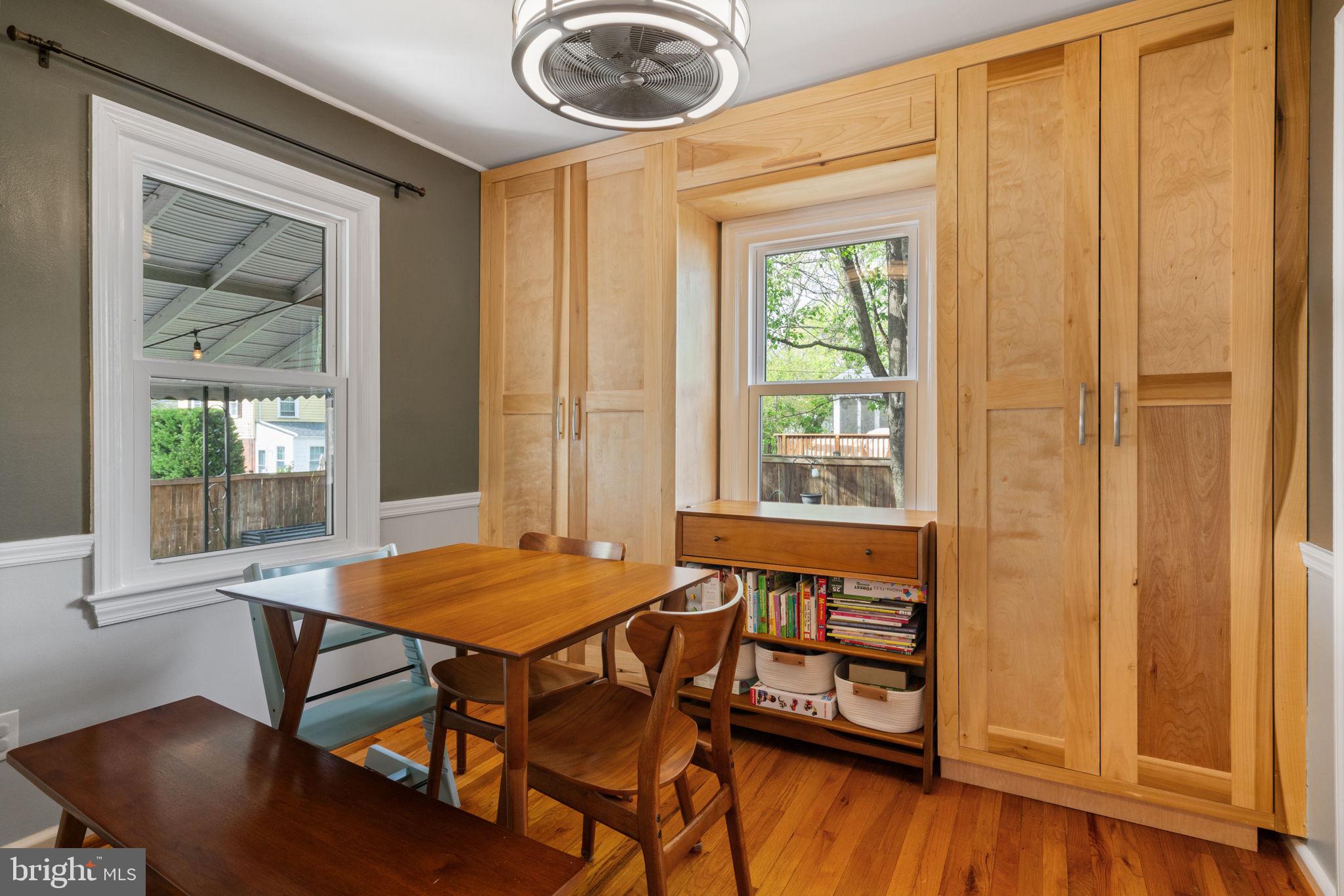 5950 WILLIAMSBURG ROAD