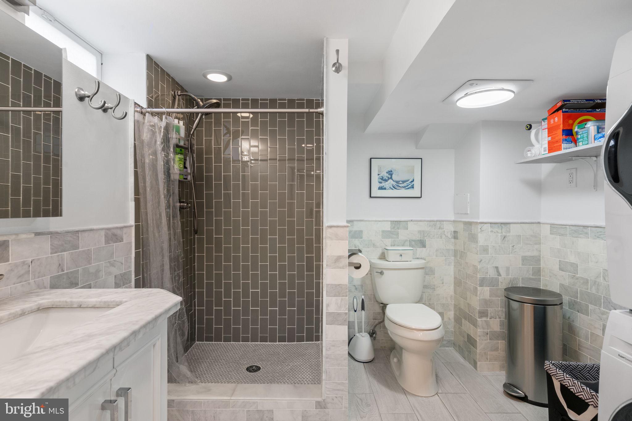 5950 WILLIAMSBURG ROAD