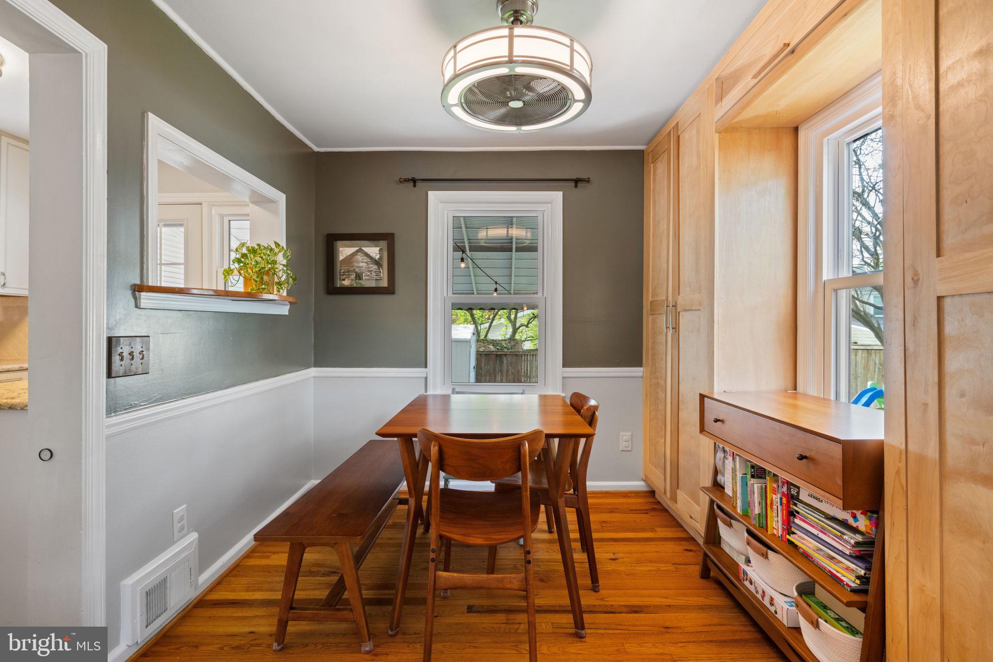 5950 WILLIAMSBURG ROAD