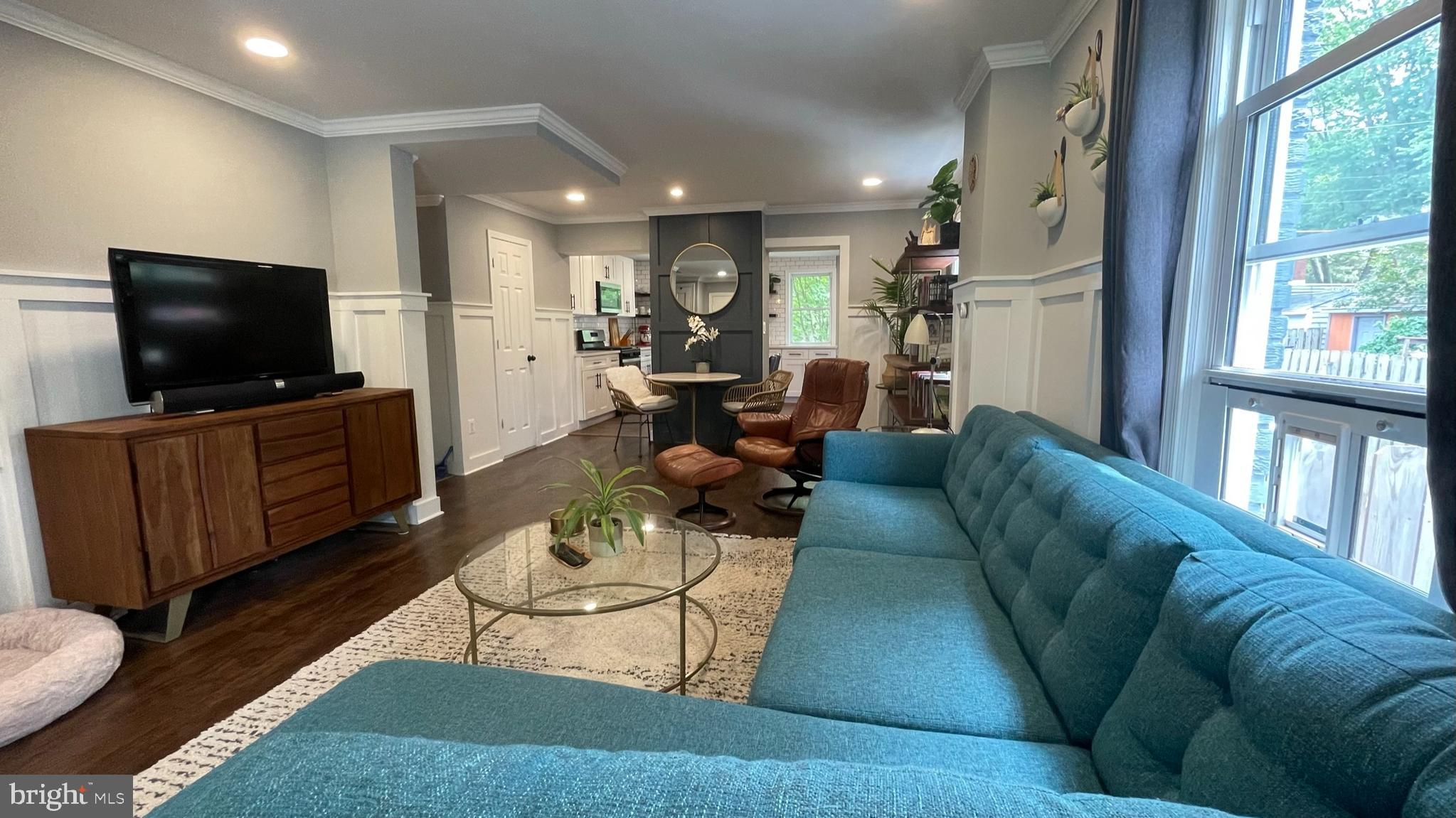 5951 WILLIAMSBURG ROAD