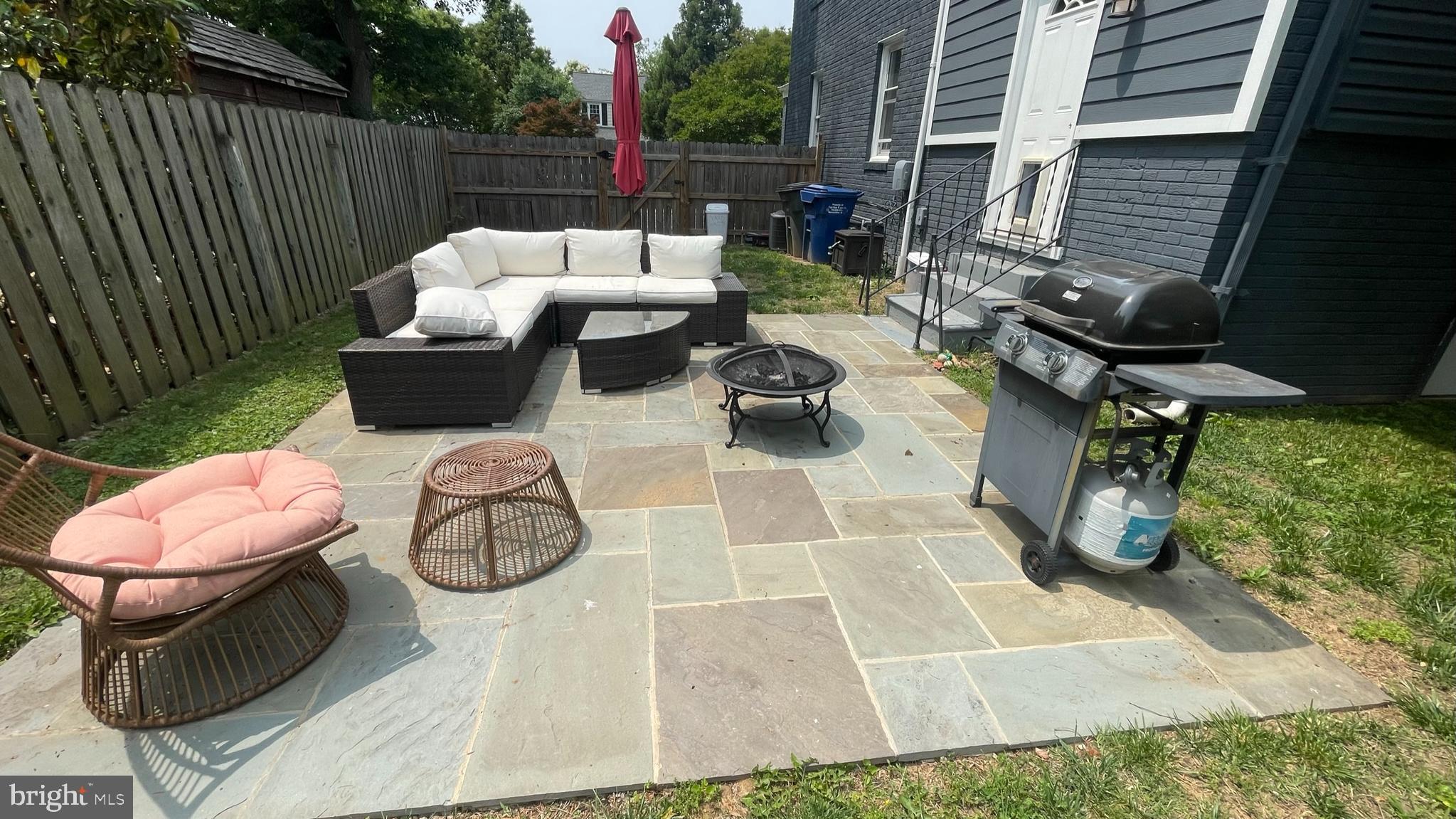 5951 WILLIAMSBURG ROAD