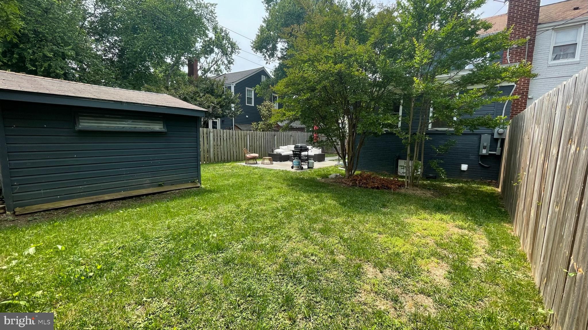 5951 WILLIAMSBURG ROAD