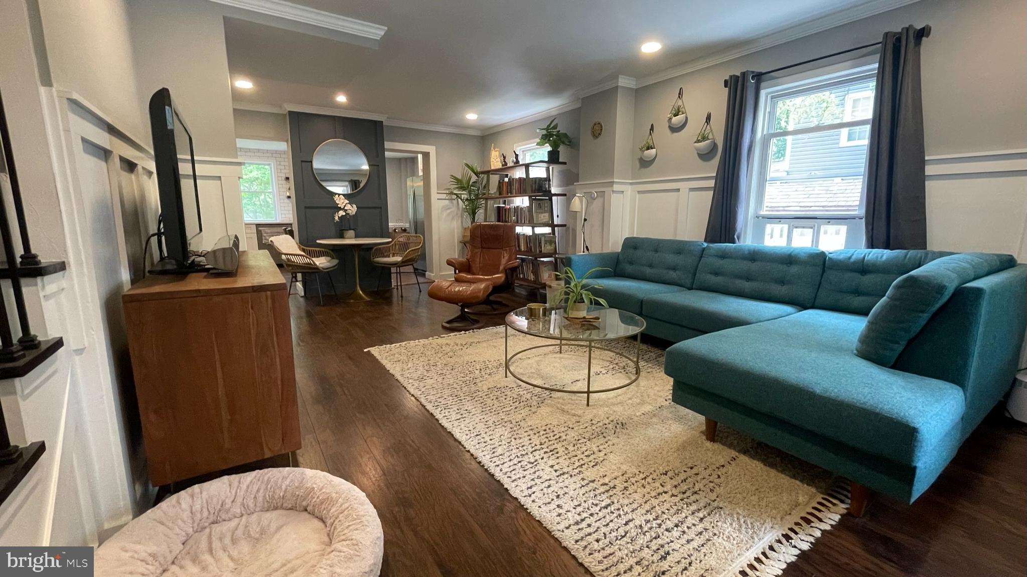 5951 WILLIAMSBURG ROAD