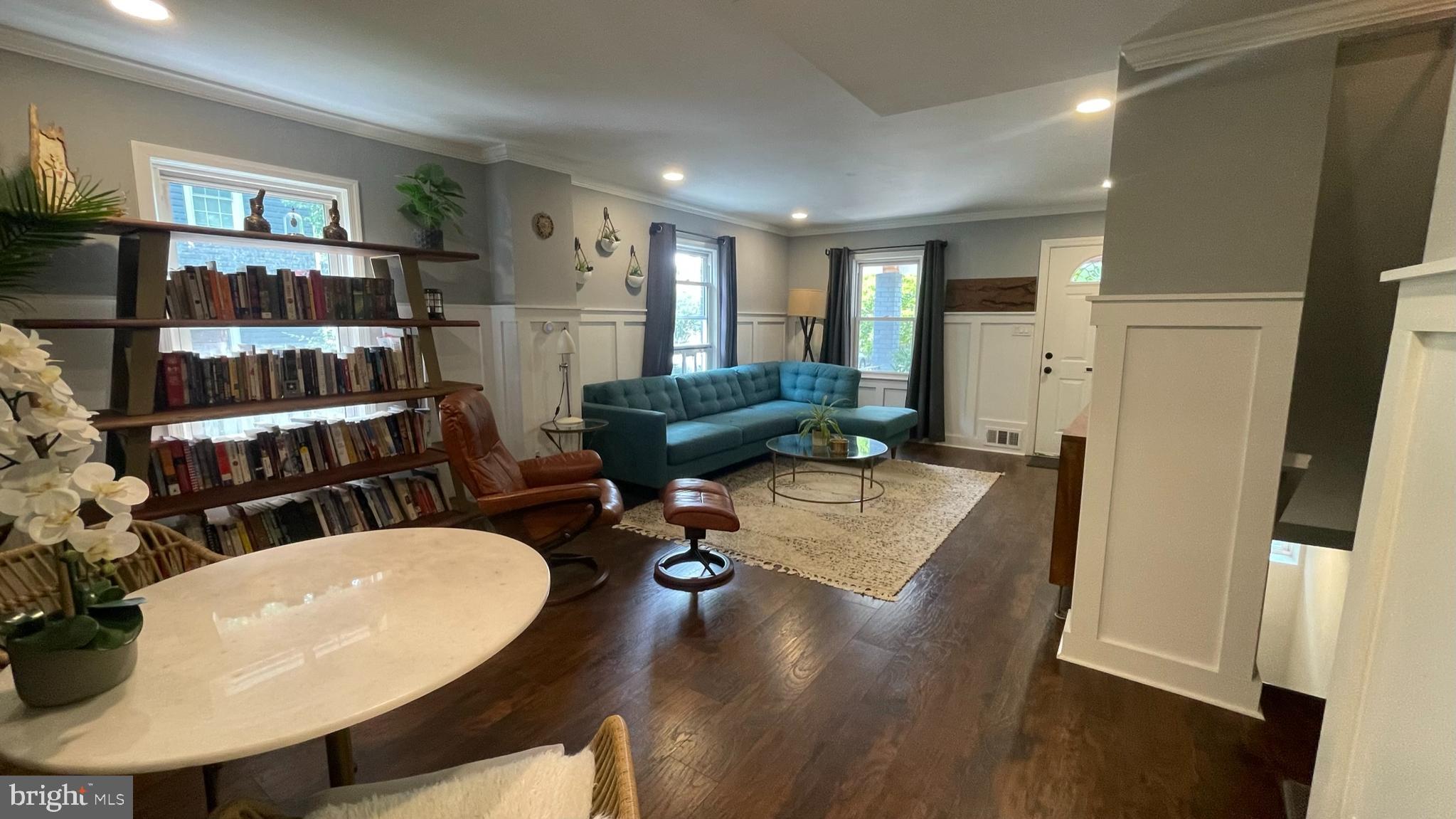 5951 WILLIAMSBURG ROAD