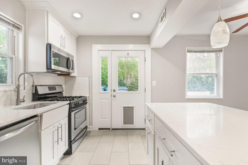 5811 BLAINE DRIVE