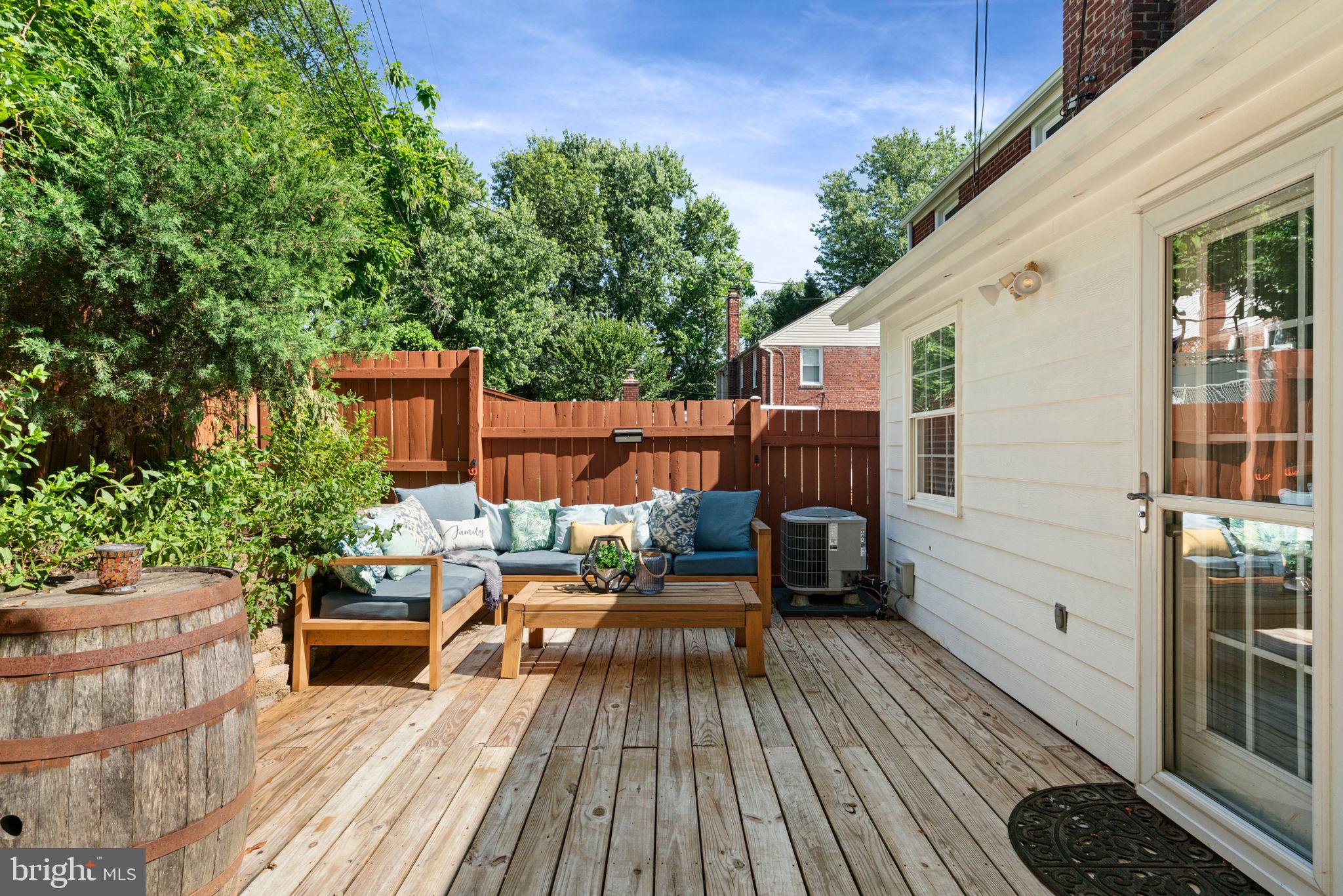 5909 EDGEHILL DRIVE